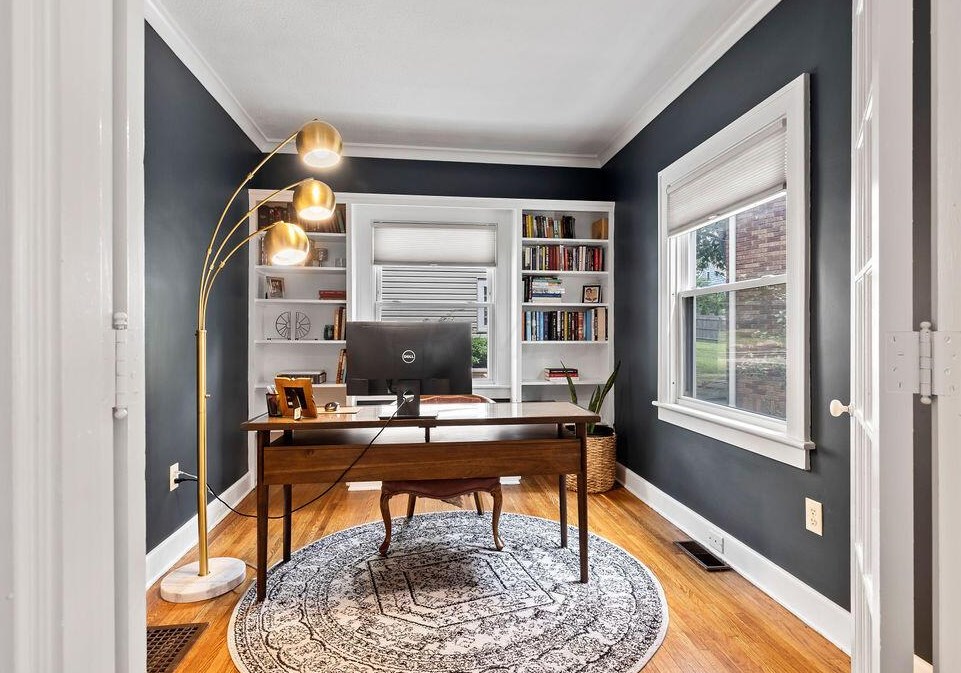 176 Torrence Rd, Columbus OH 43214-3842 exterior