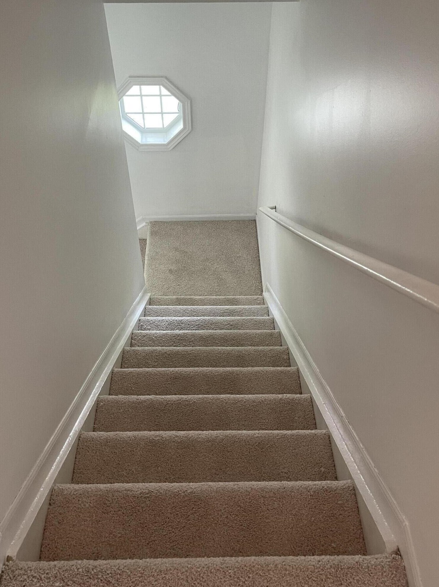 3948 Cleggan St, Cnl Wnchstr OH  43110-8125 exterior