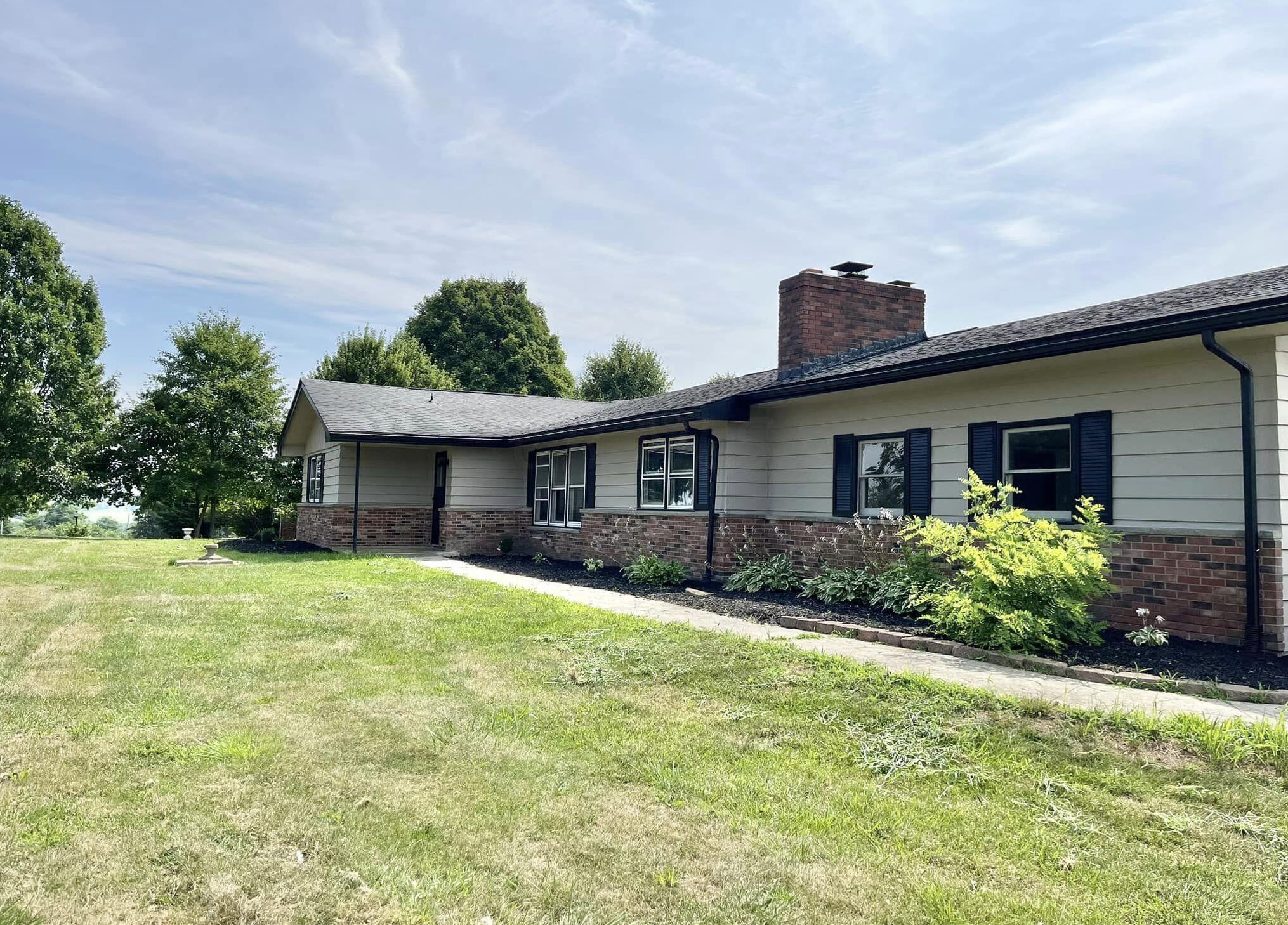 19820 Coshocton Rd, Mount Vernon, OH 43050