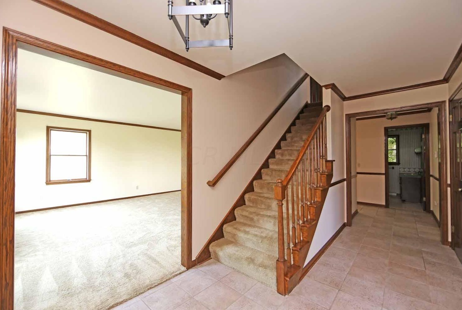 900 Everview Dr, Mount Vernon, OH 43050