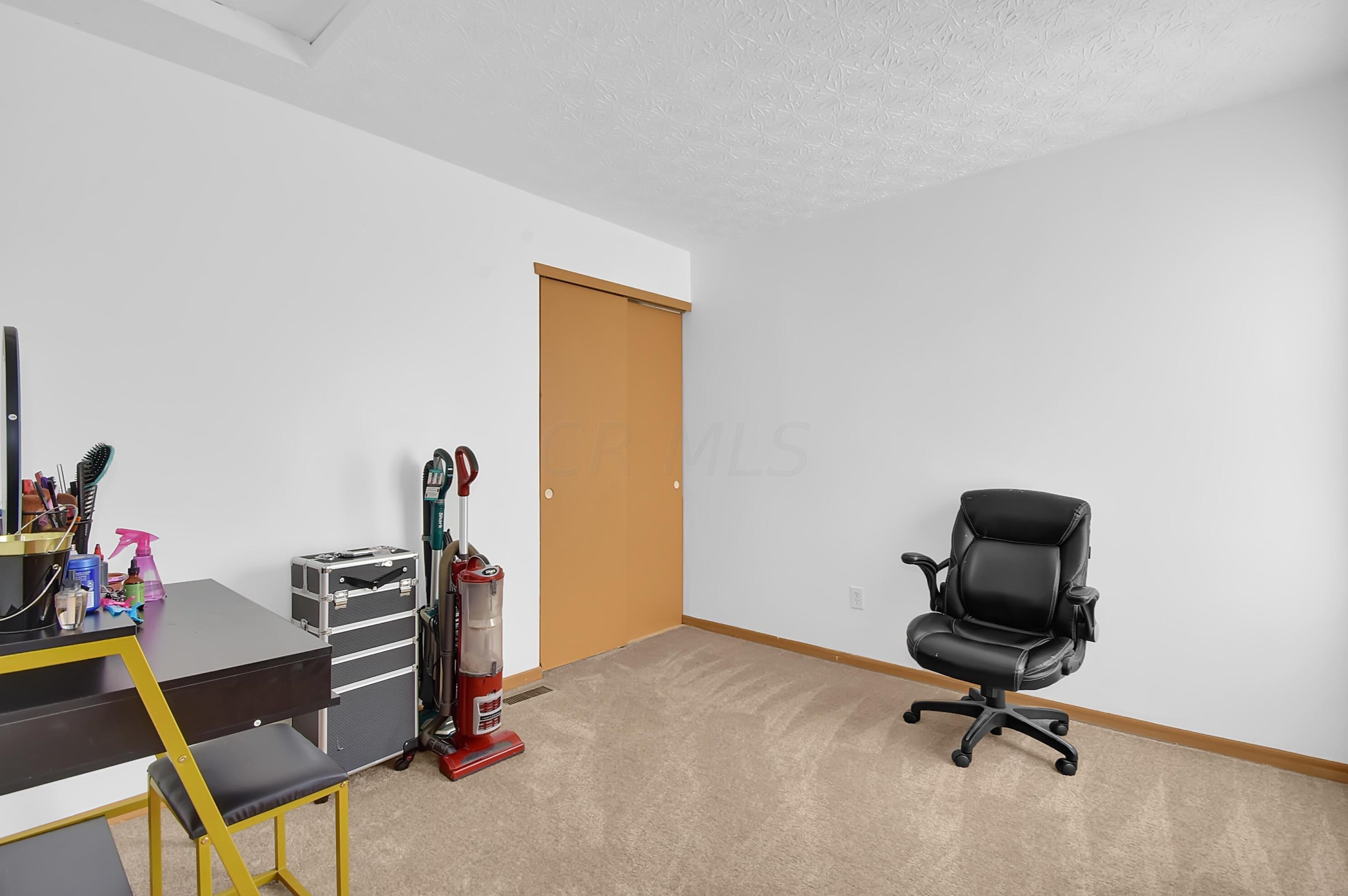 6298 Pompano St, Cnl Wnchstr OH 43110-9525 exterior