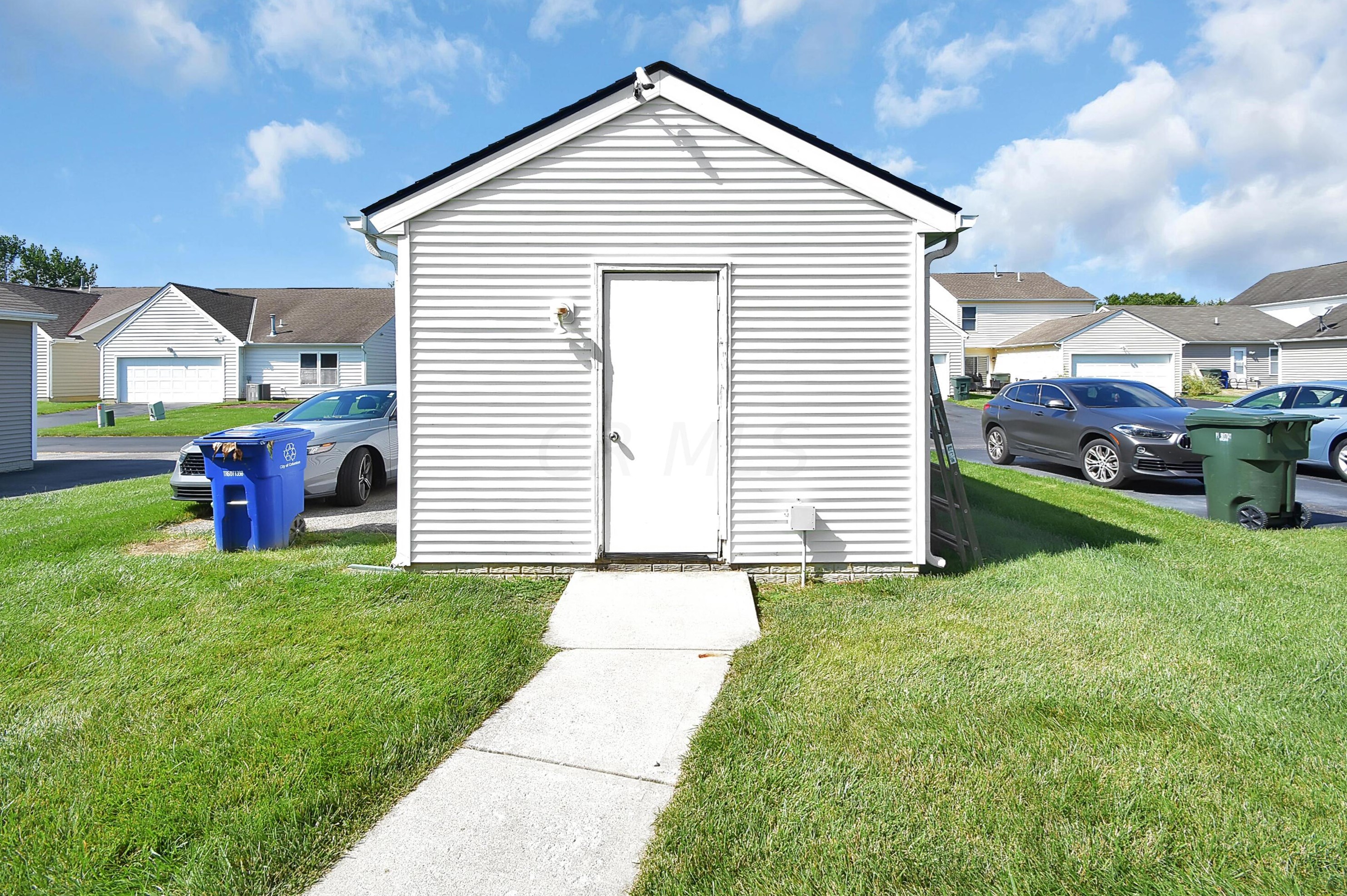 6298 Pompano St, Cnl Wnchstr OH 43110-9525 exterior