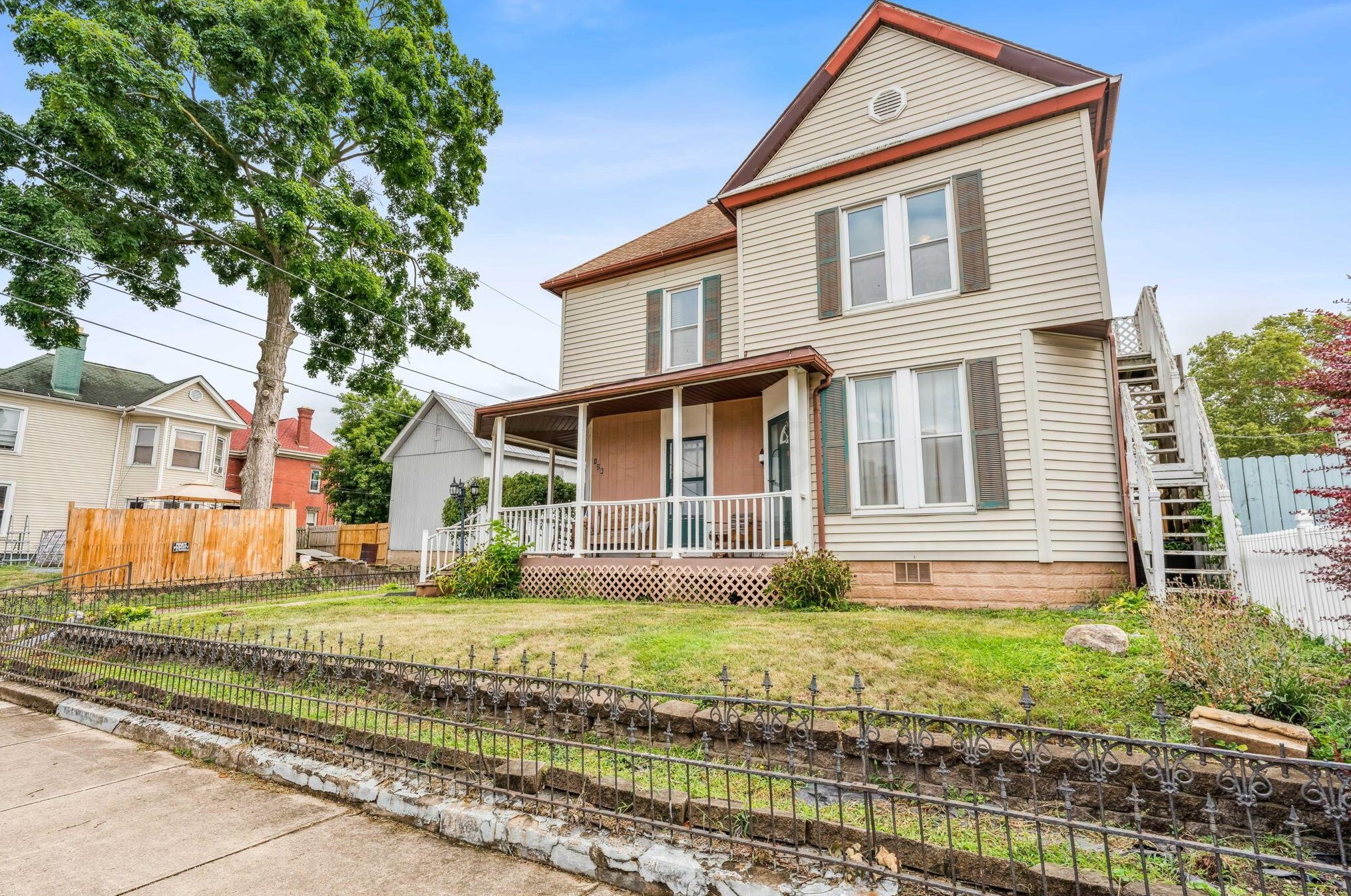 126 Mill St, Circleville, OH 43113-1914