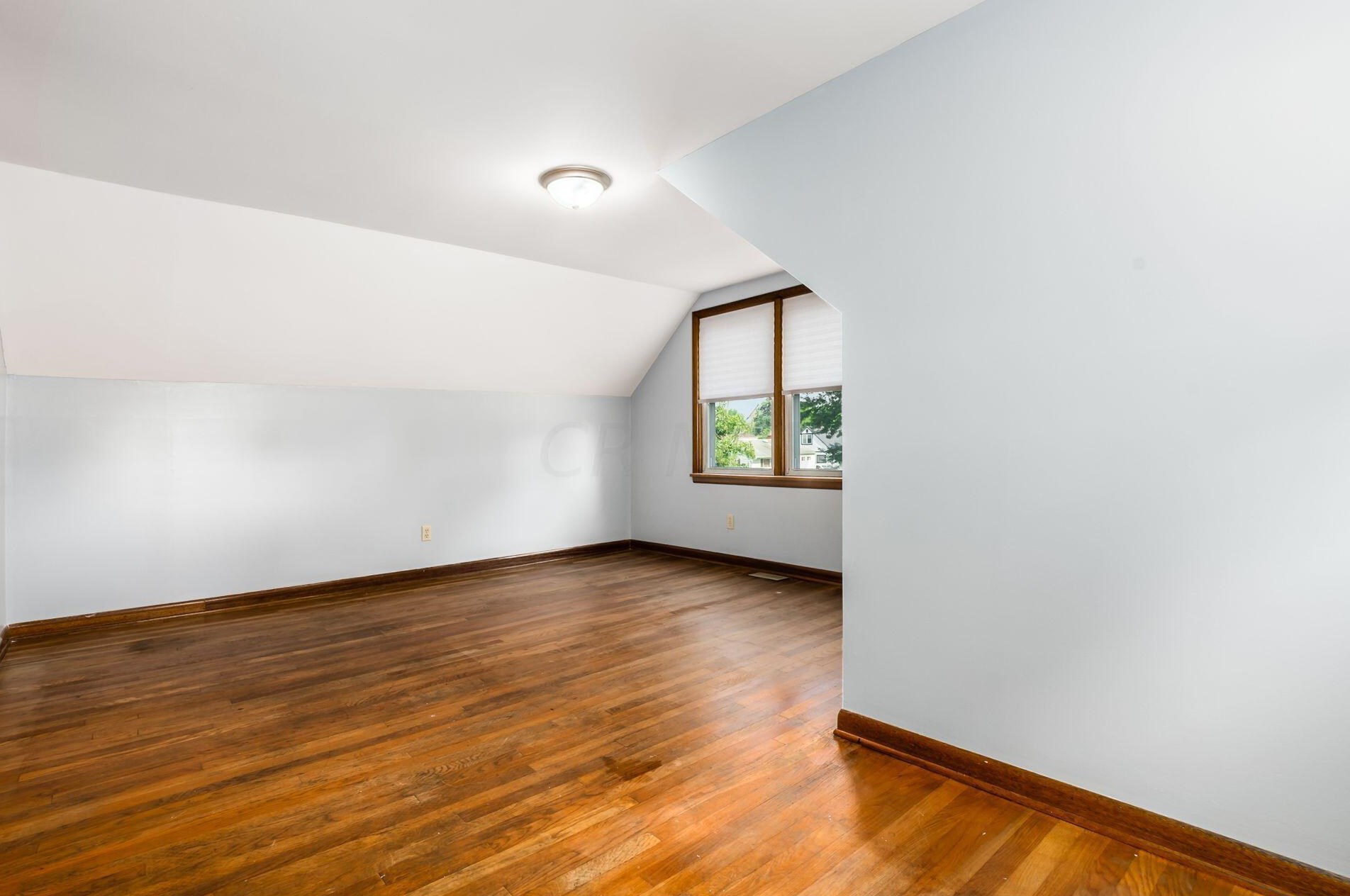 1494 Ave Dr, Columbus OH 43227-3262 exterior