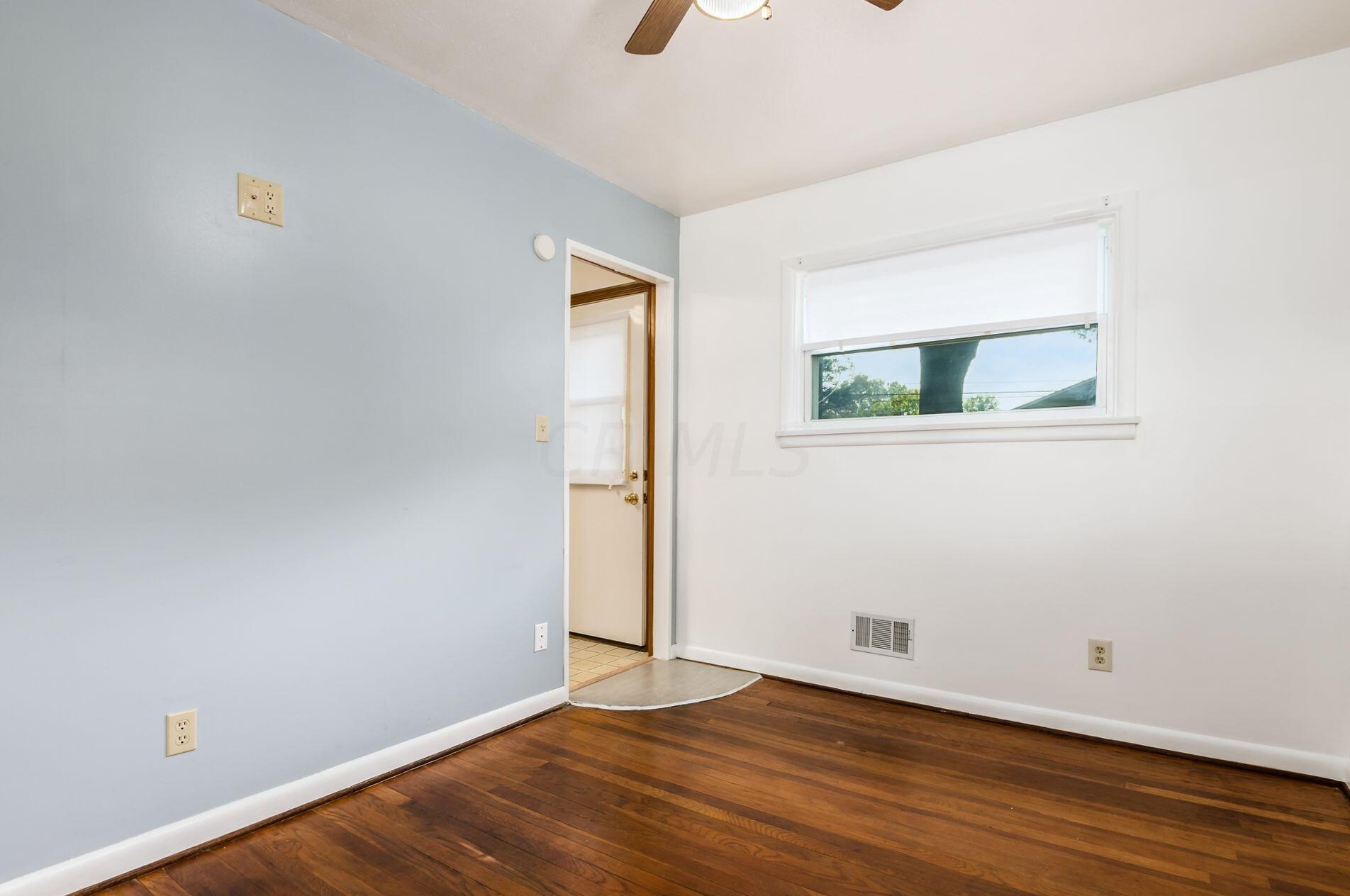 1494 Ave Dr, Columbus OH 43227-3262 exterior