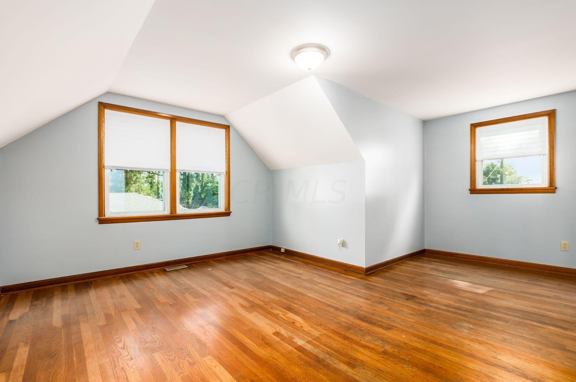 1494 Ave Dr, Columbus OH 43227-3262 exterior