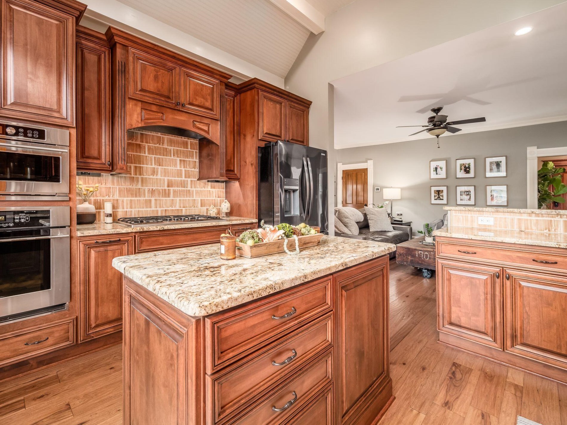 324 Reinhard Ave, Columbus OH  43206-2777 exterior