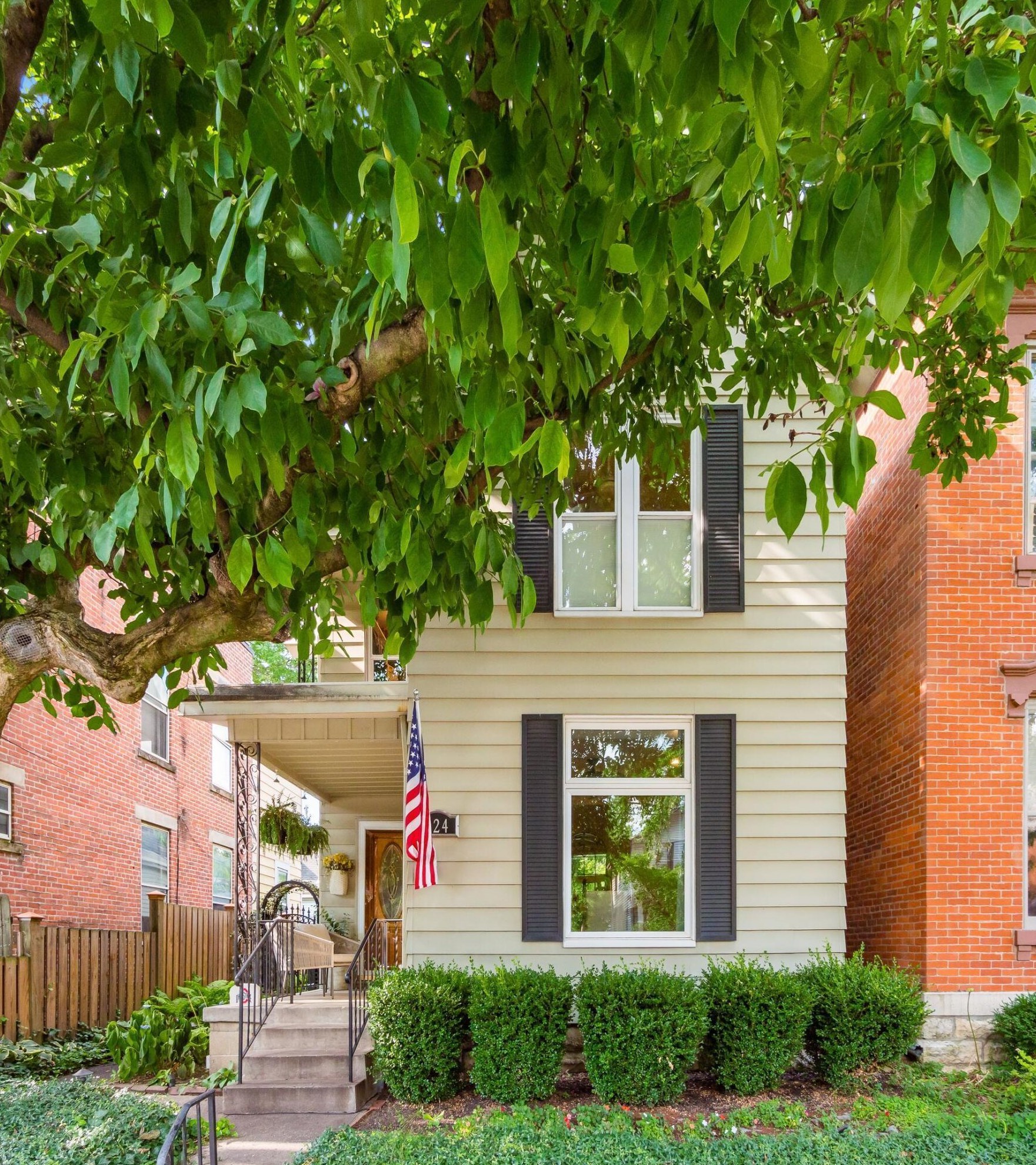 324 Reinhard Ave, Columbus OH  43206-2777 exterior