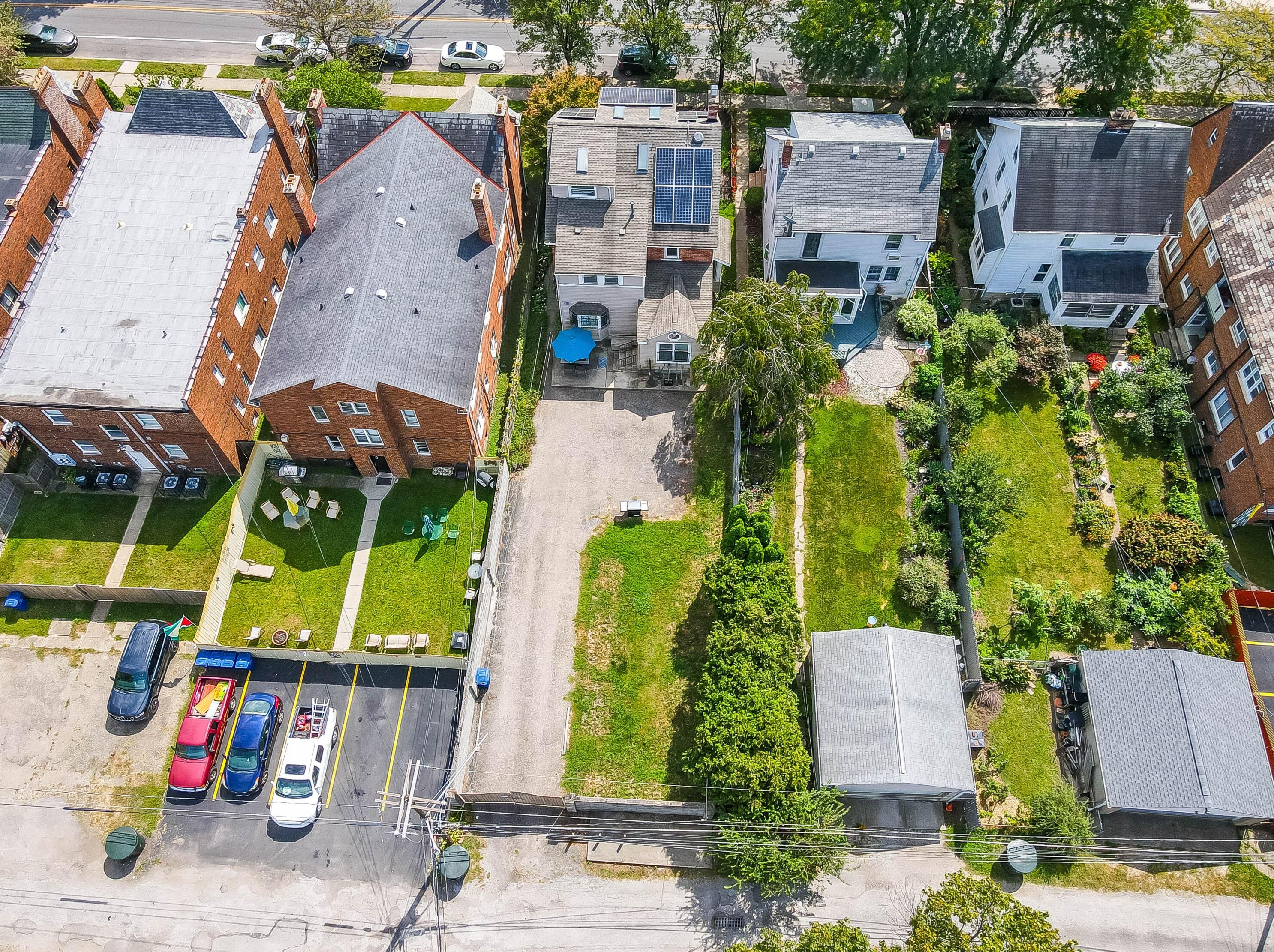 1792 Long St, Columbus OH  43203-2060 exterior