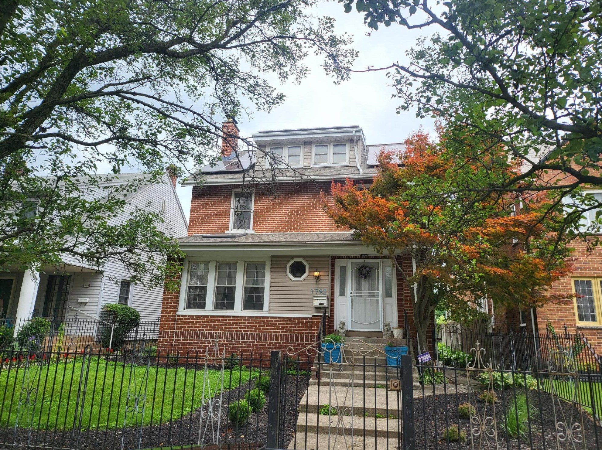 1792 Long St, Columbus, OH 43203-2060