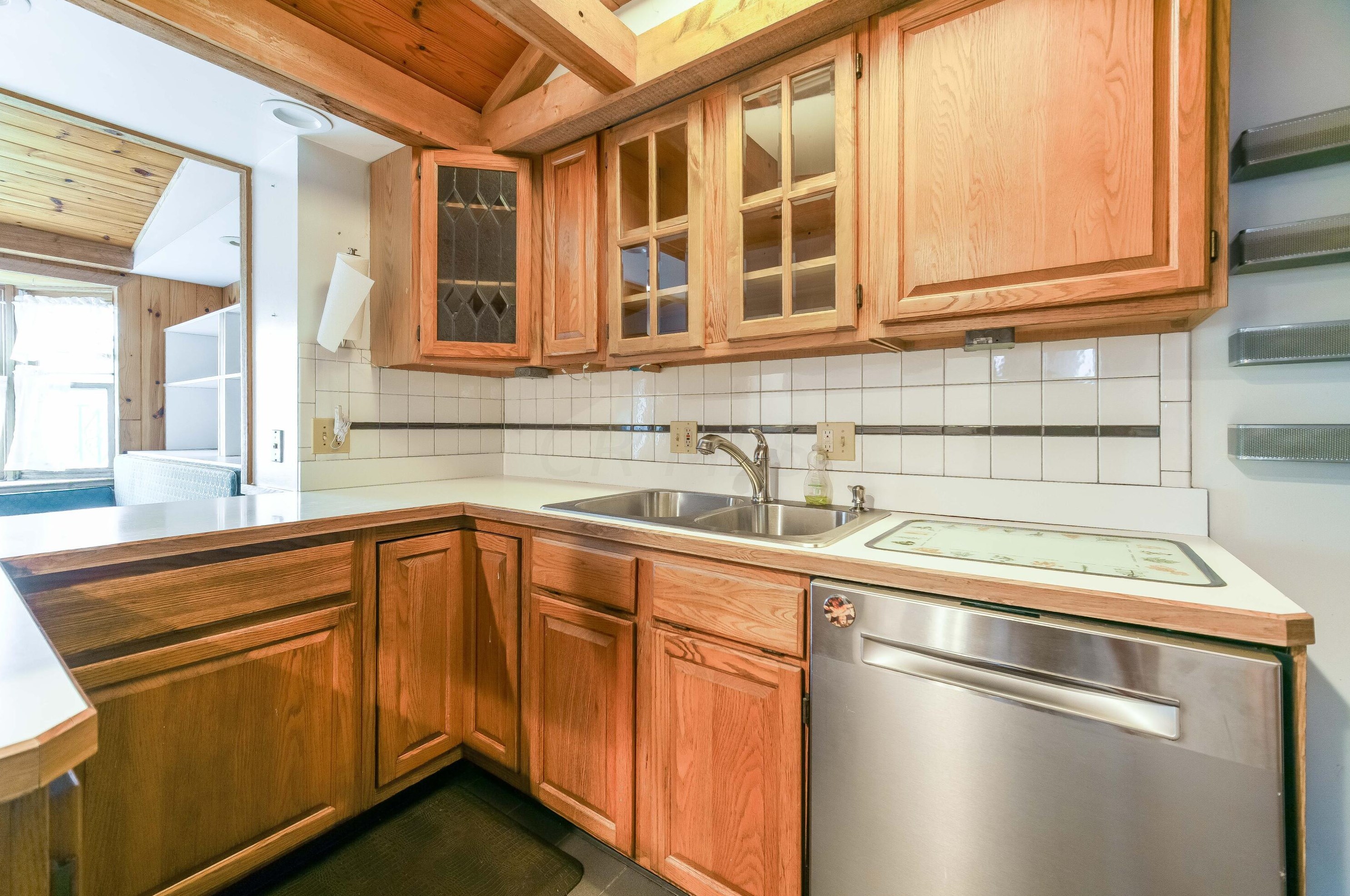 1792 Long St, Columbus OH  43203-2060 exterior