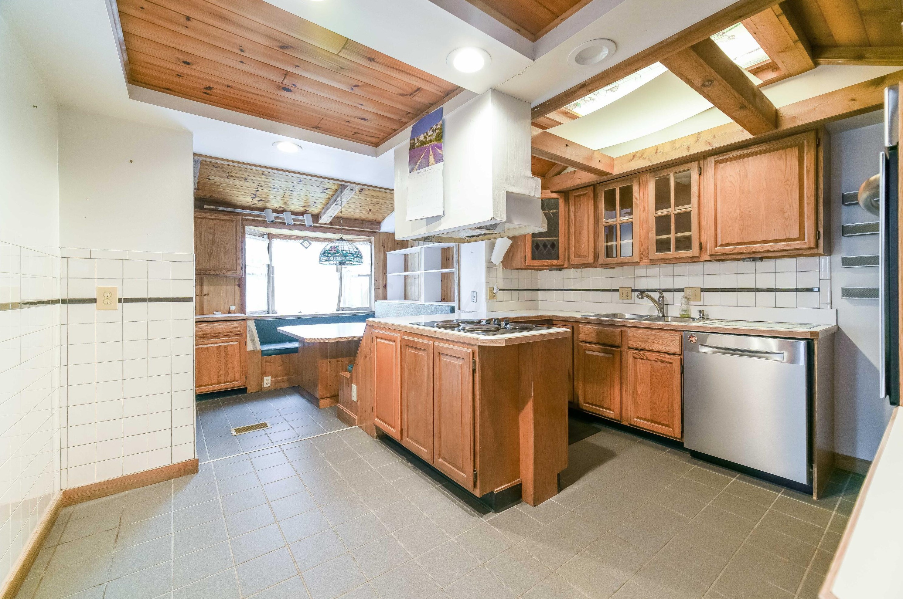 1792 Long St, Columbus OH  43203-2060 exterior