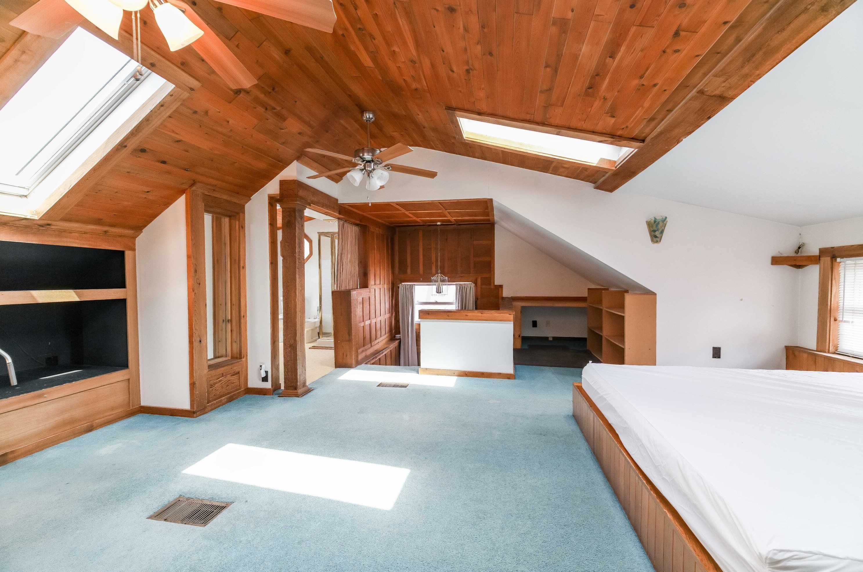 1792 Long St, Columbus OH  43203-2060 exterior