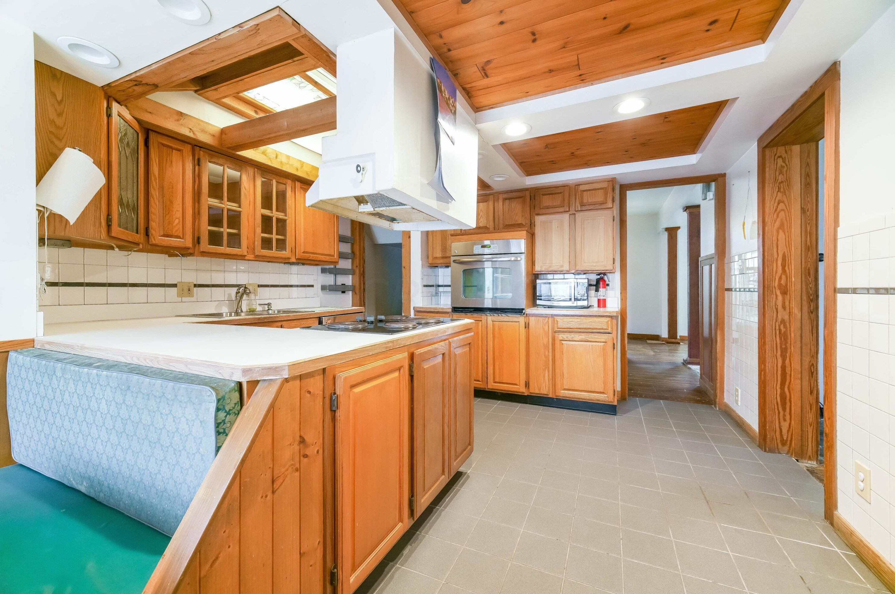 1792 Long St, Columbus OH  43203-2060 exterior