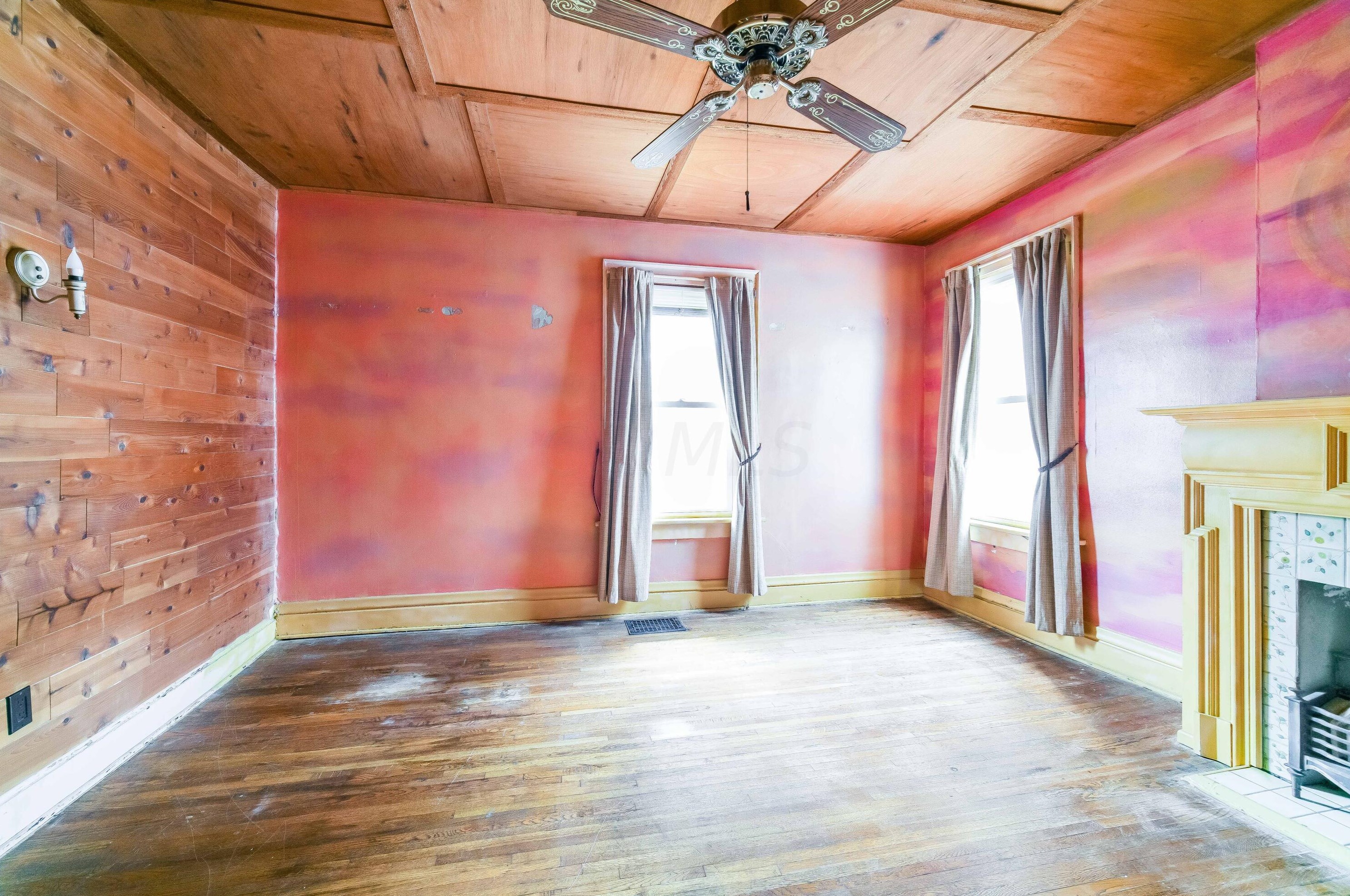 1792 Long St, Columbus OH  43203-2060 exterior