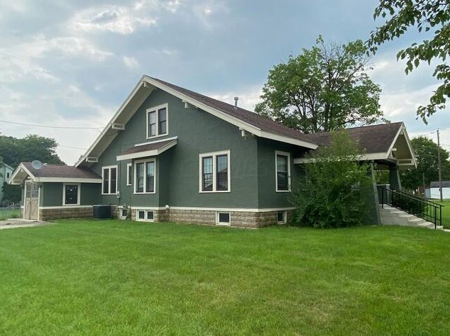 69 Main St, Bloomingburg, OH 43106