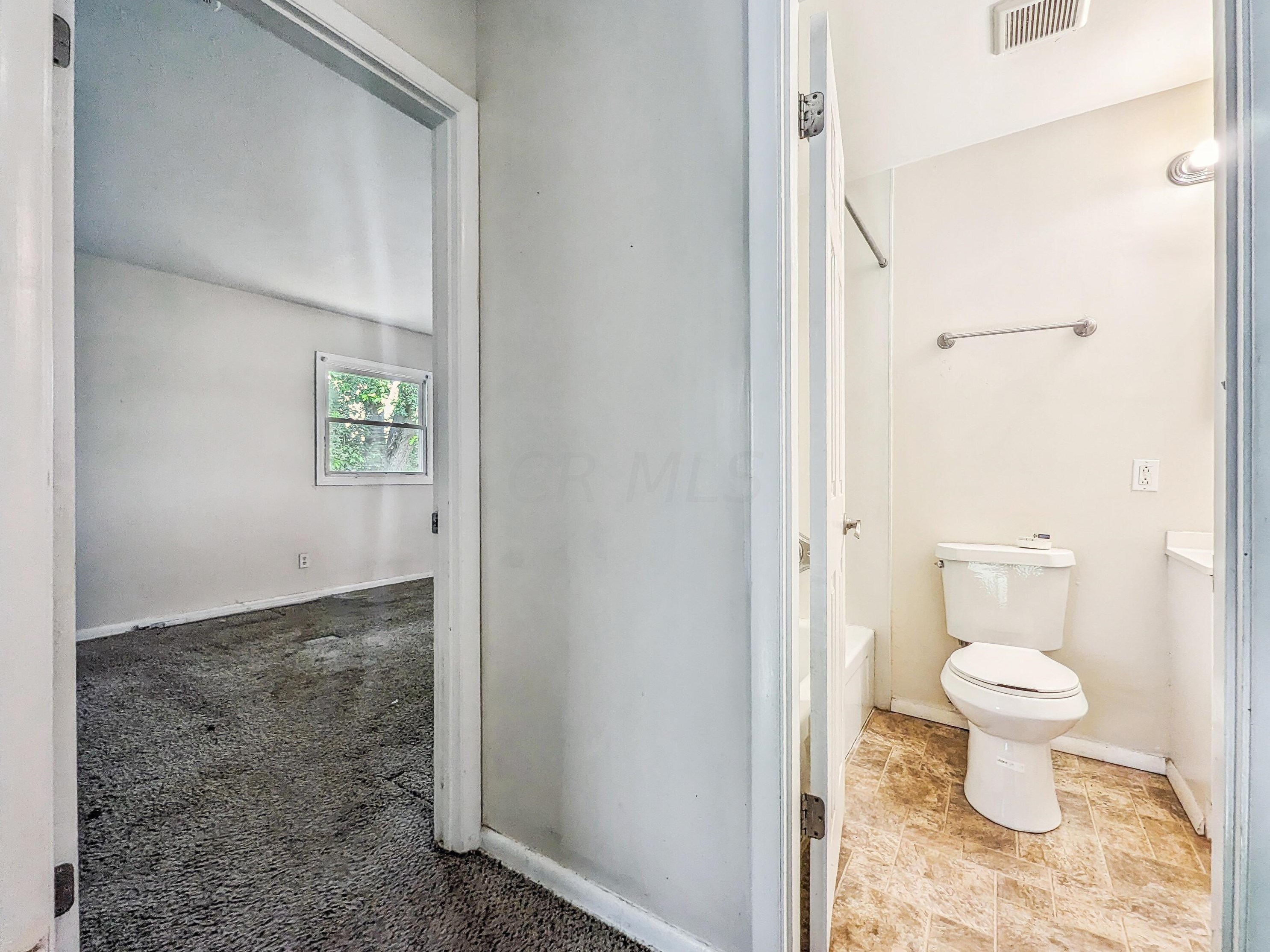 3612 Noe Bixby Rd, Columbus OH 43232-6100 exterior