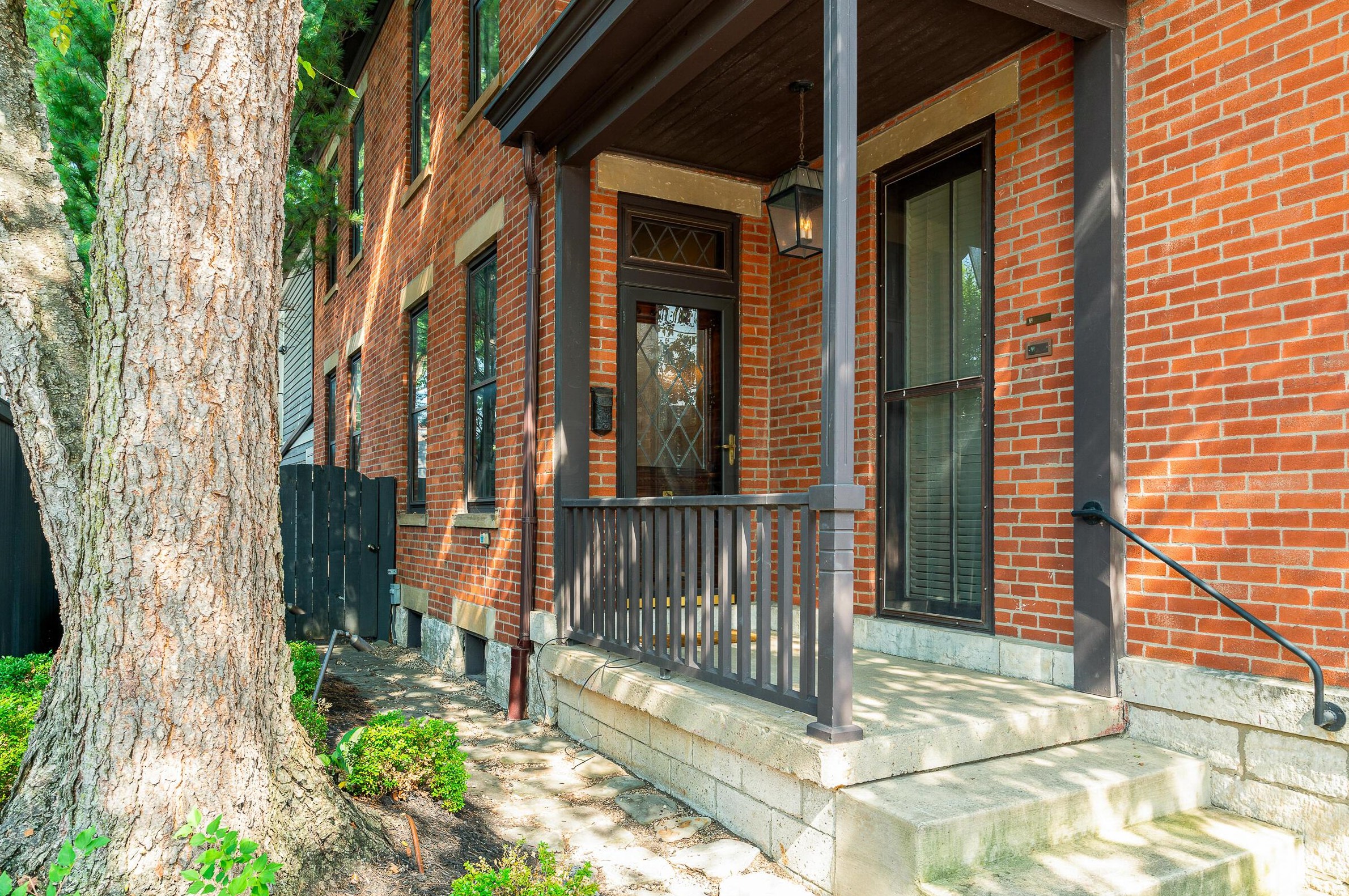 643 5th St, Columbus OH  43206-1268 exterior