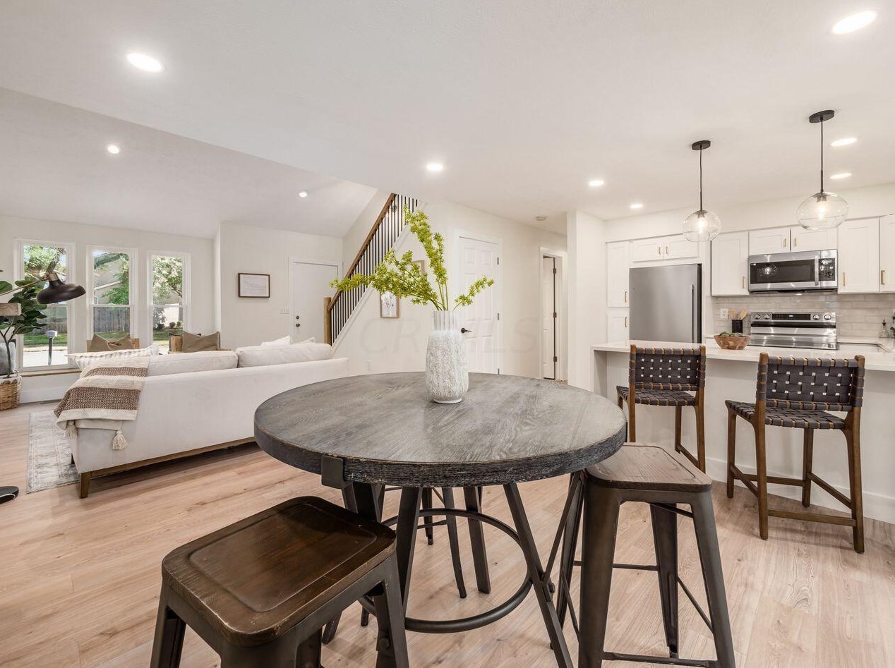 7603 Satterfield Rd, Columbus OH 43235-4552 exterior