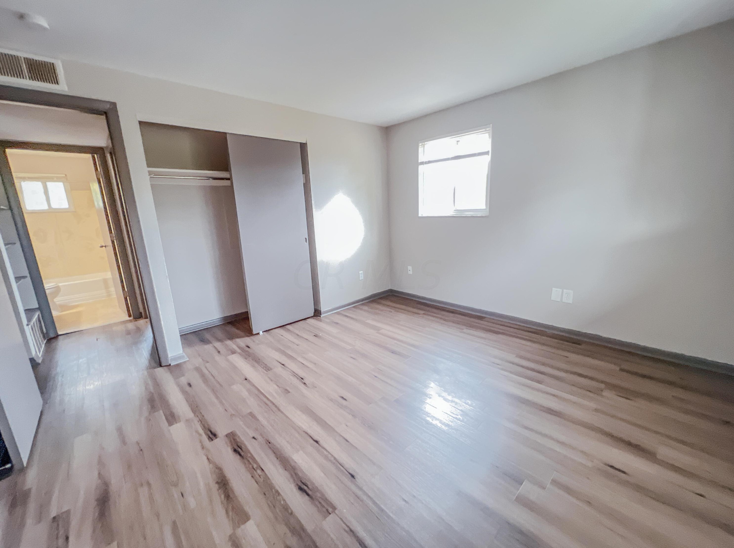 3641 Eakin Rd, Columbus OH 43204-1009 exterior