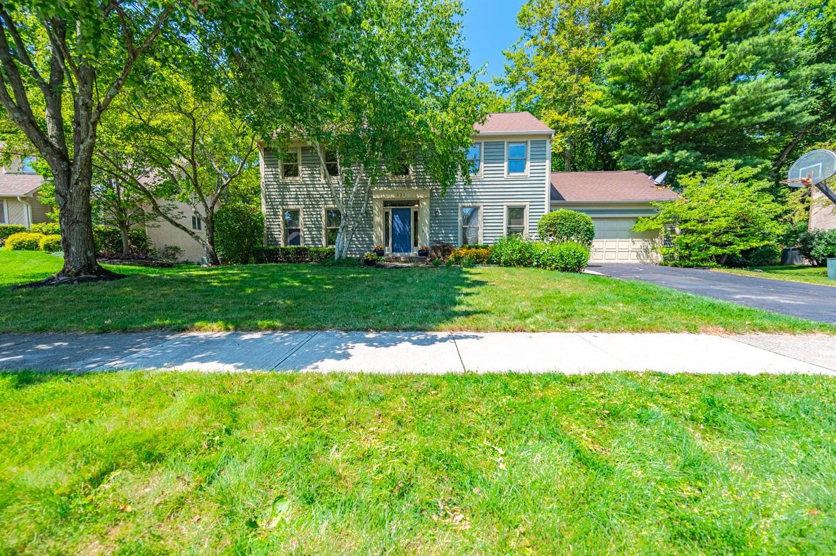 331 Mainsail Dr, Westerville, OH 43081-2742