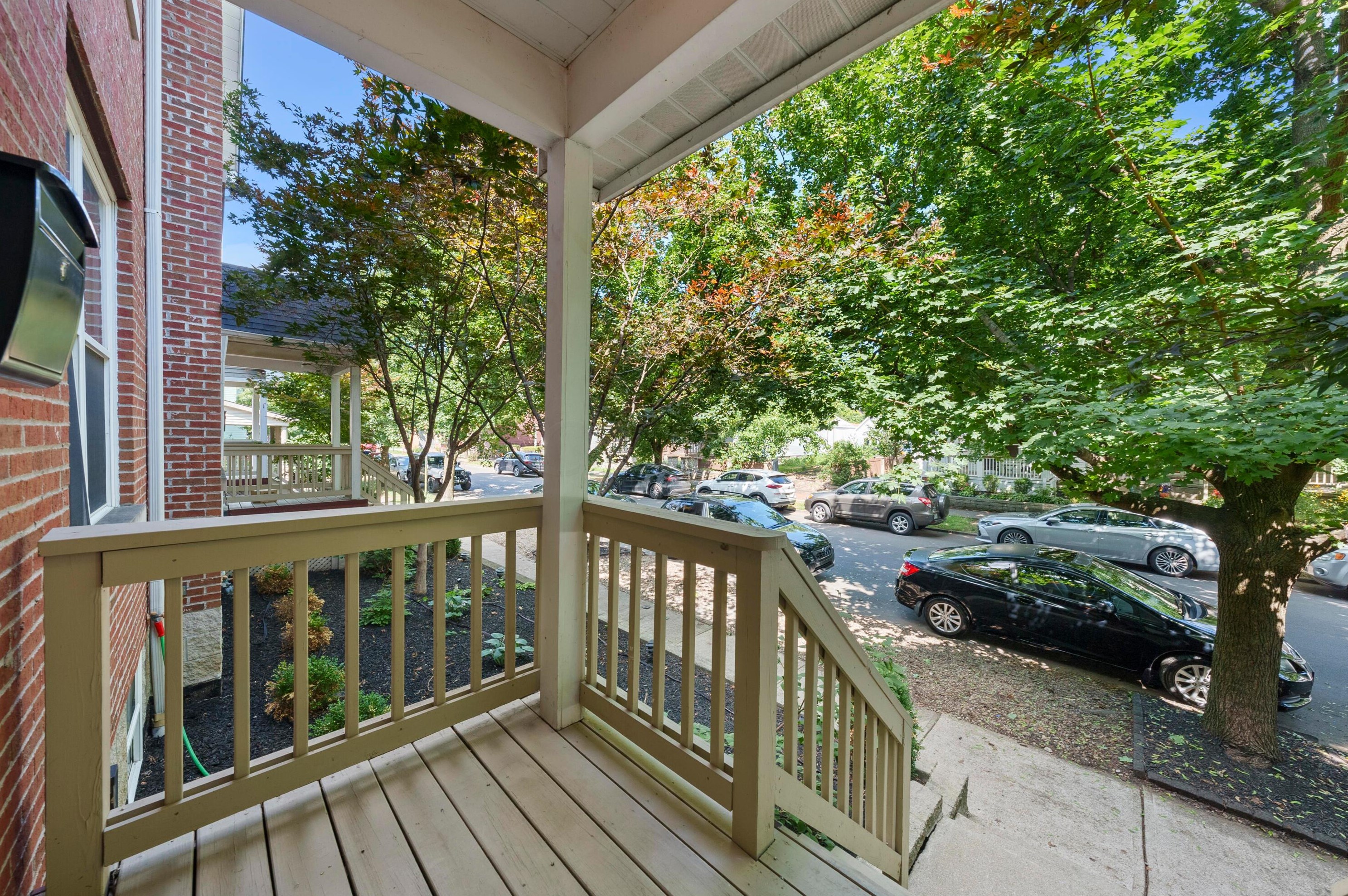 1087 Michigan Ave, Columbus OH  43201-3333 exterior