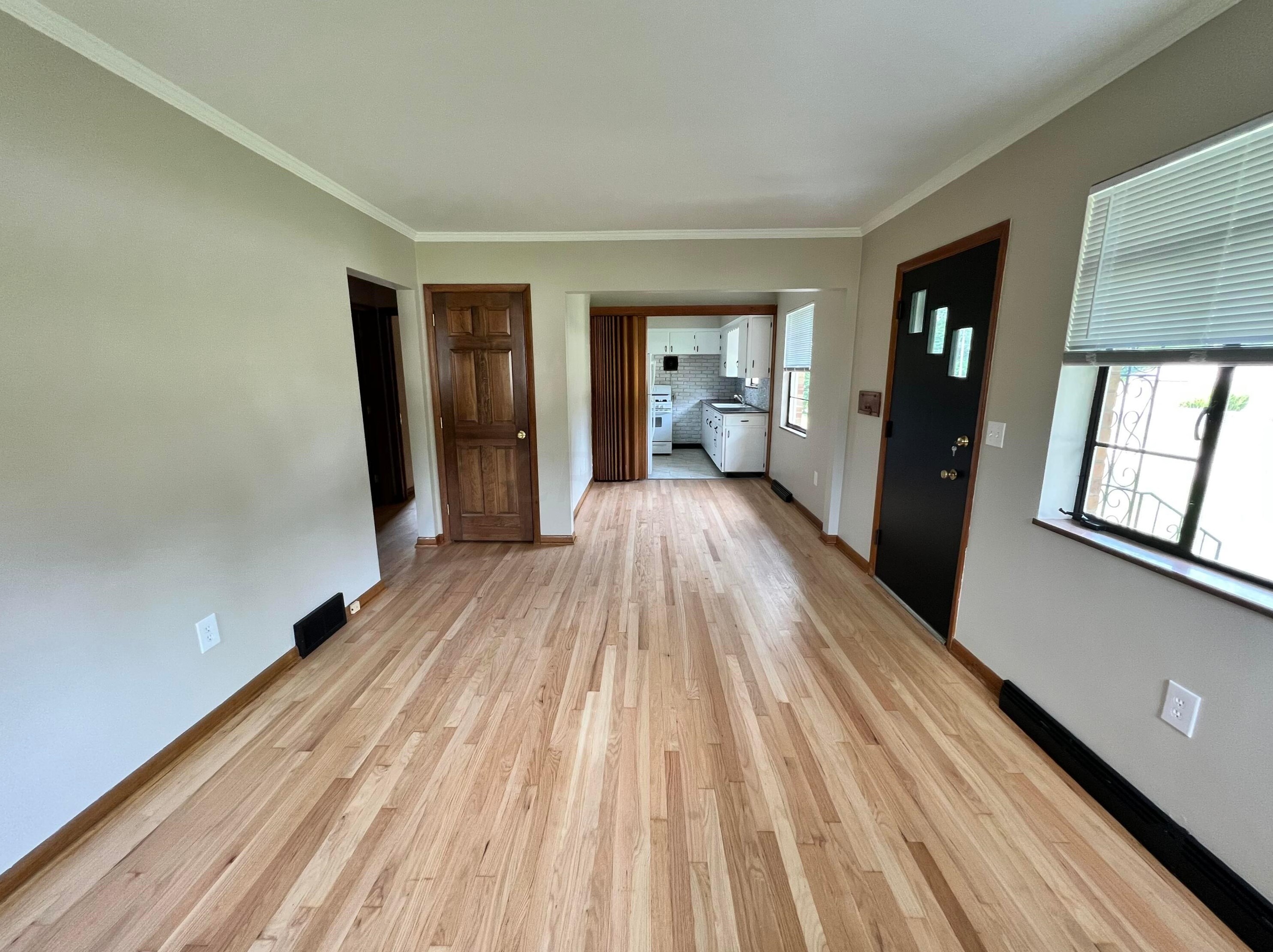 3730 Mcguffey Rd, Columbus OH 43211-2023 exterior