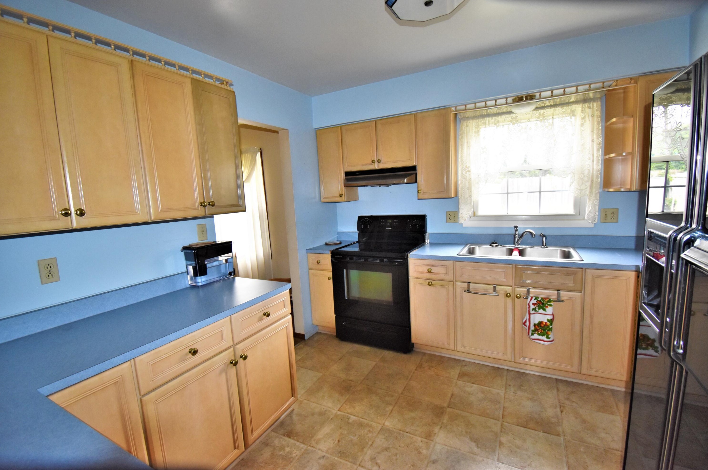 3414 Graystone, Columbus OH 43232-6135 exterior