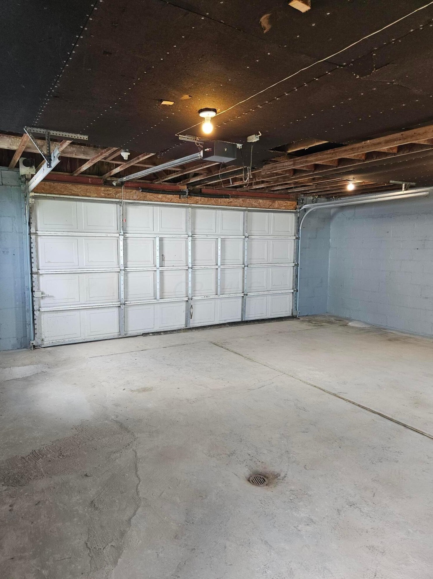 1280 Marquette Dr, Lancaster OH 43130-8881 exterior