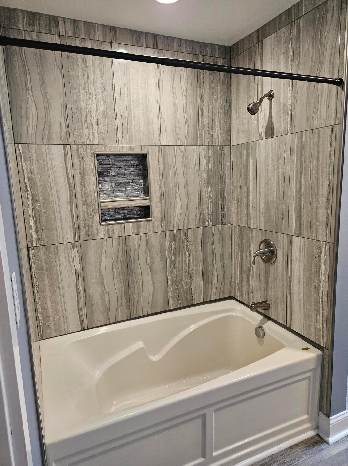 1280 Marquette Dr, Lancaster OH 43130-8881 exterior