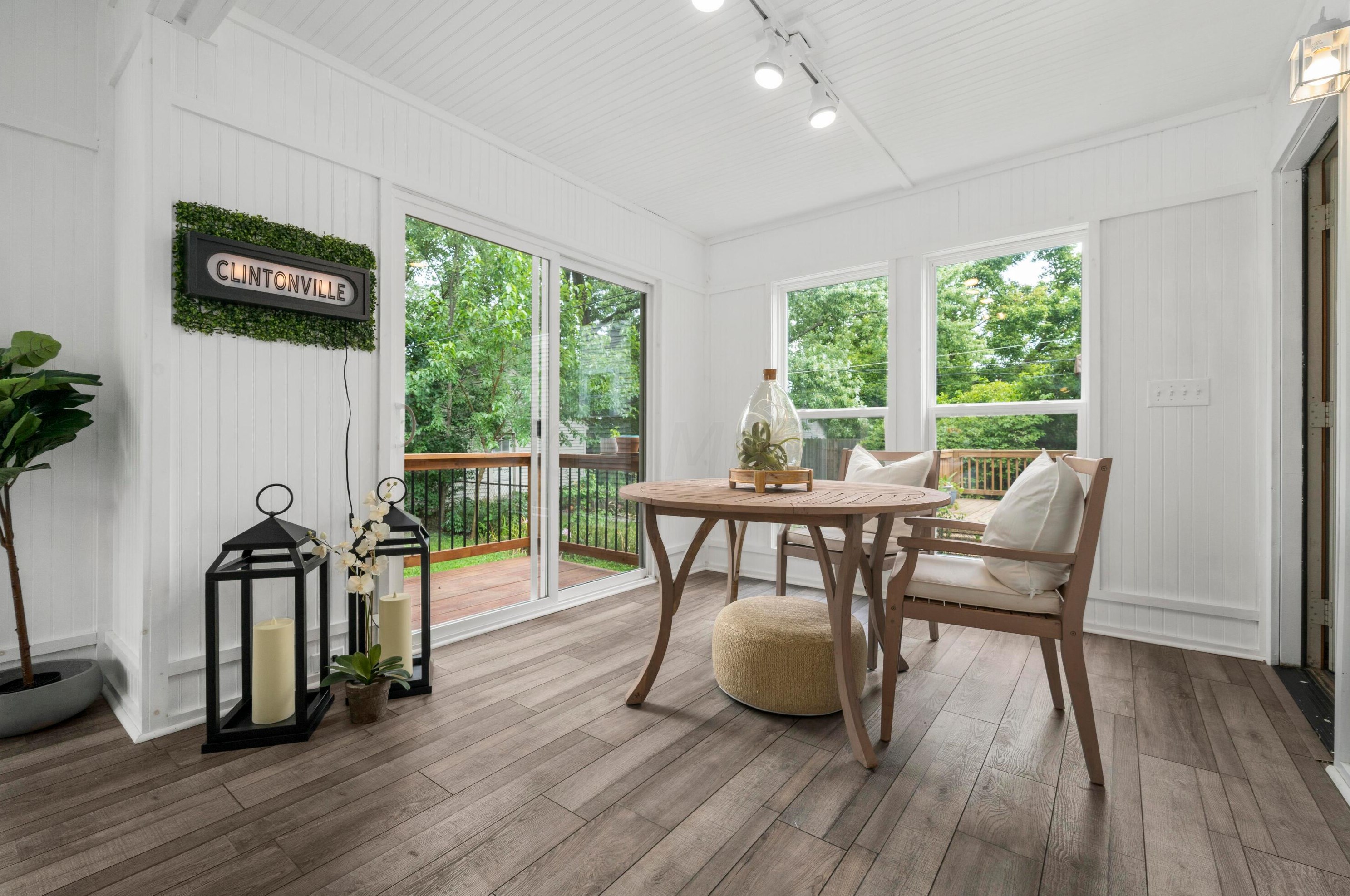 578 Milford Ave, Columbus OH 43202-1313 exterior