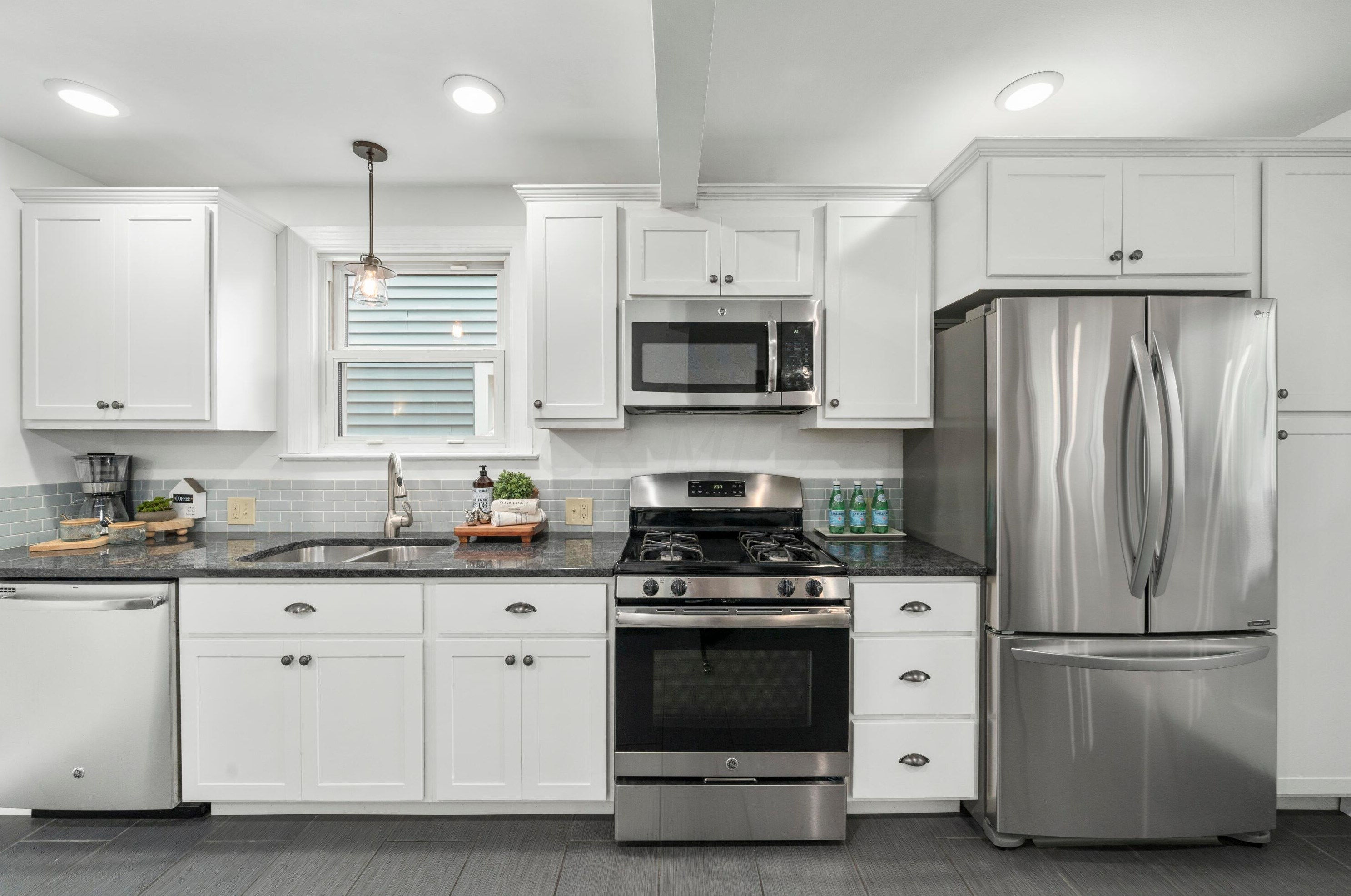 578 Milford Ave, Columbus OH 43202-1313 exterior