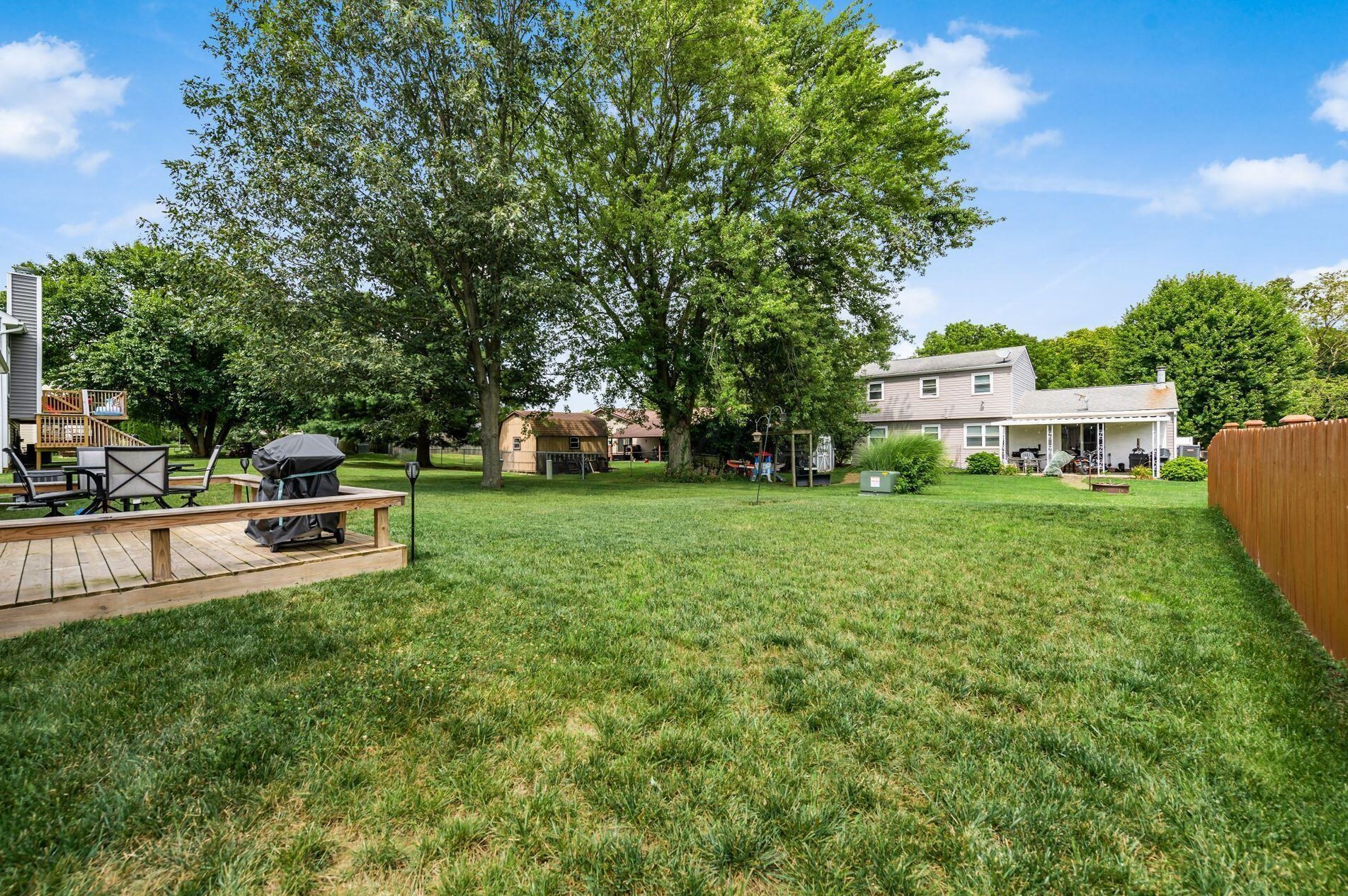 177 Craig Dr, Thornville OH  43076-8036 exterior