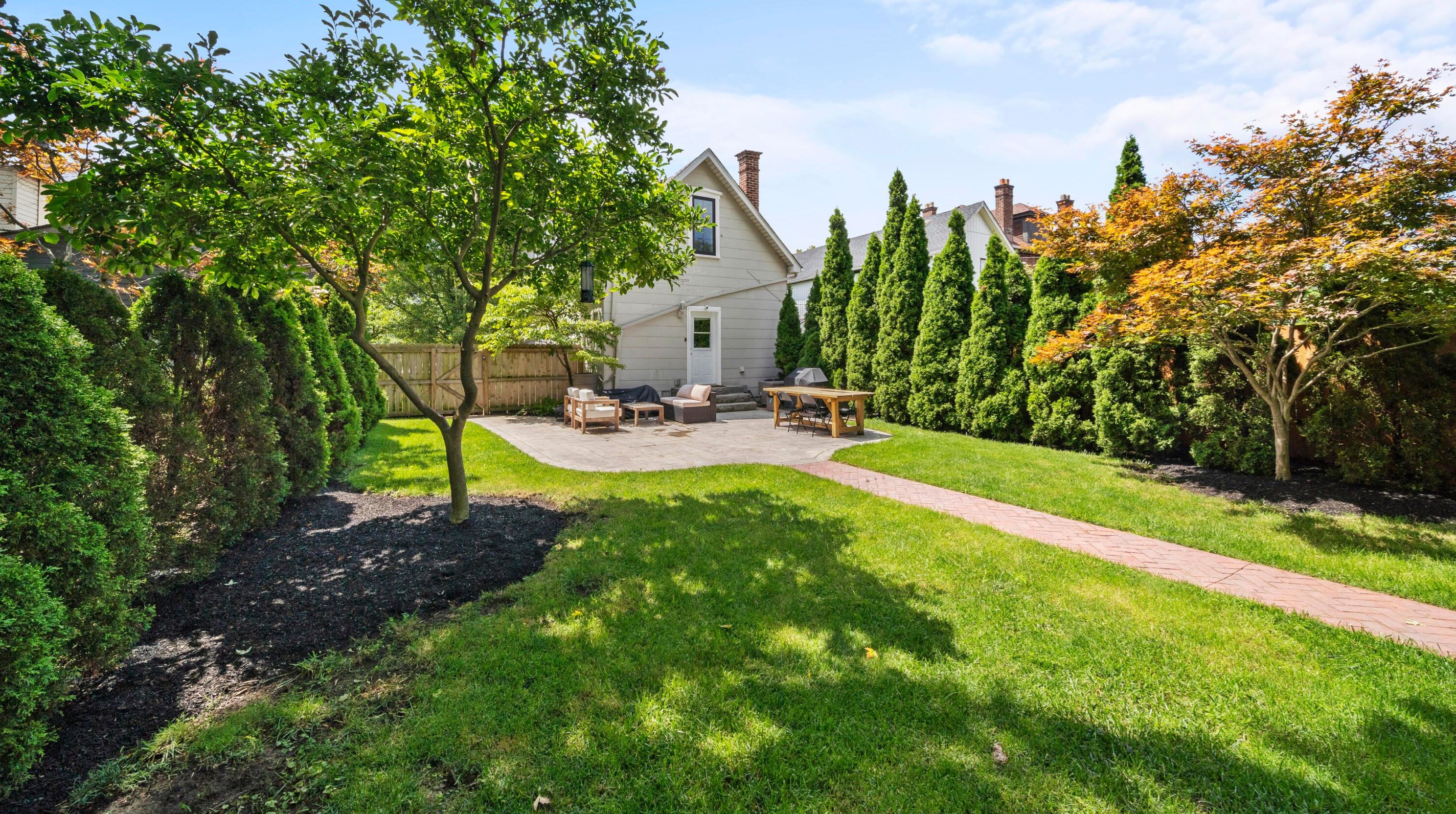 516 Forest St, Columbus OH  43206-2373 exterior