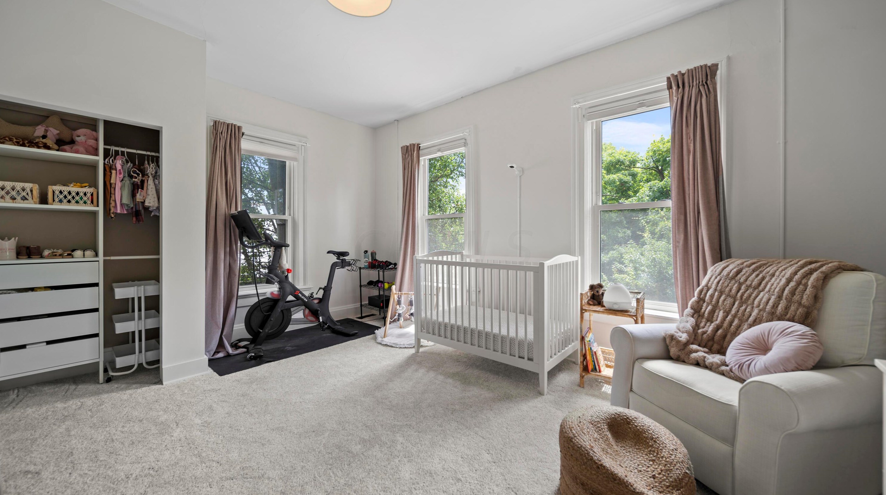 516 Forest St, Columbus OH  43206-2373 exterior