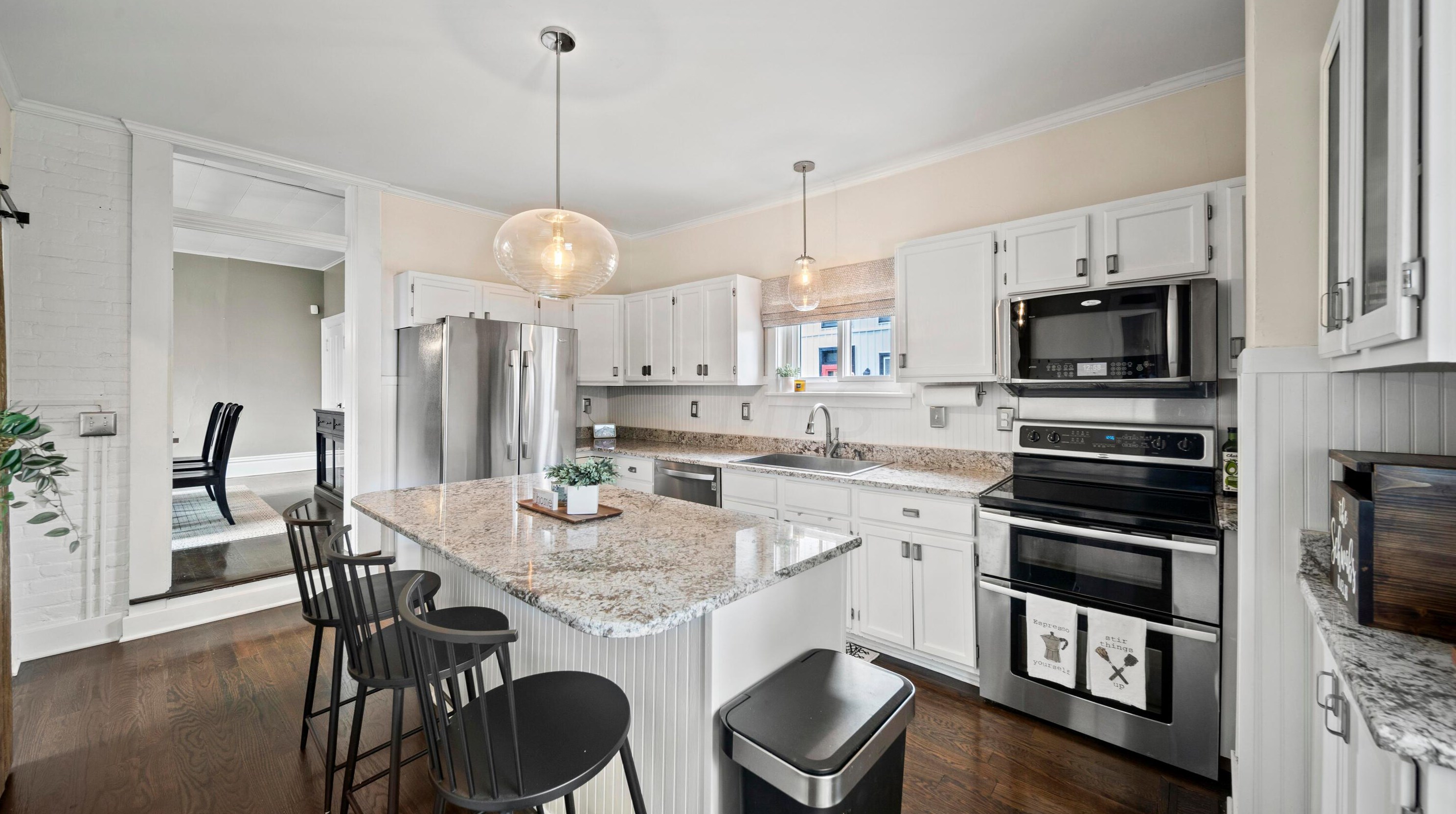 516 Forest St, Columbus OH  43206-2373 exterior