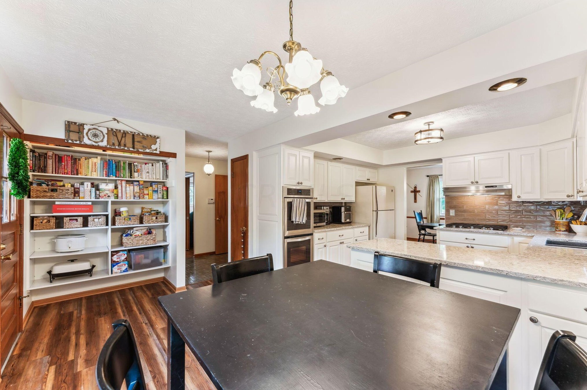 240 Eastmoor Blvd, Columbus OH  43209-2020 exterior