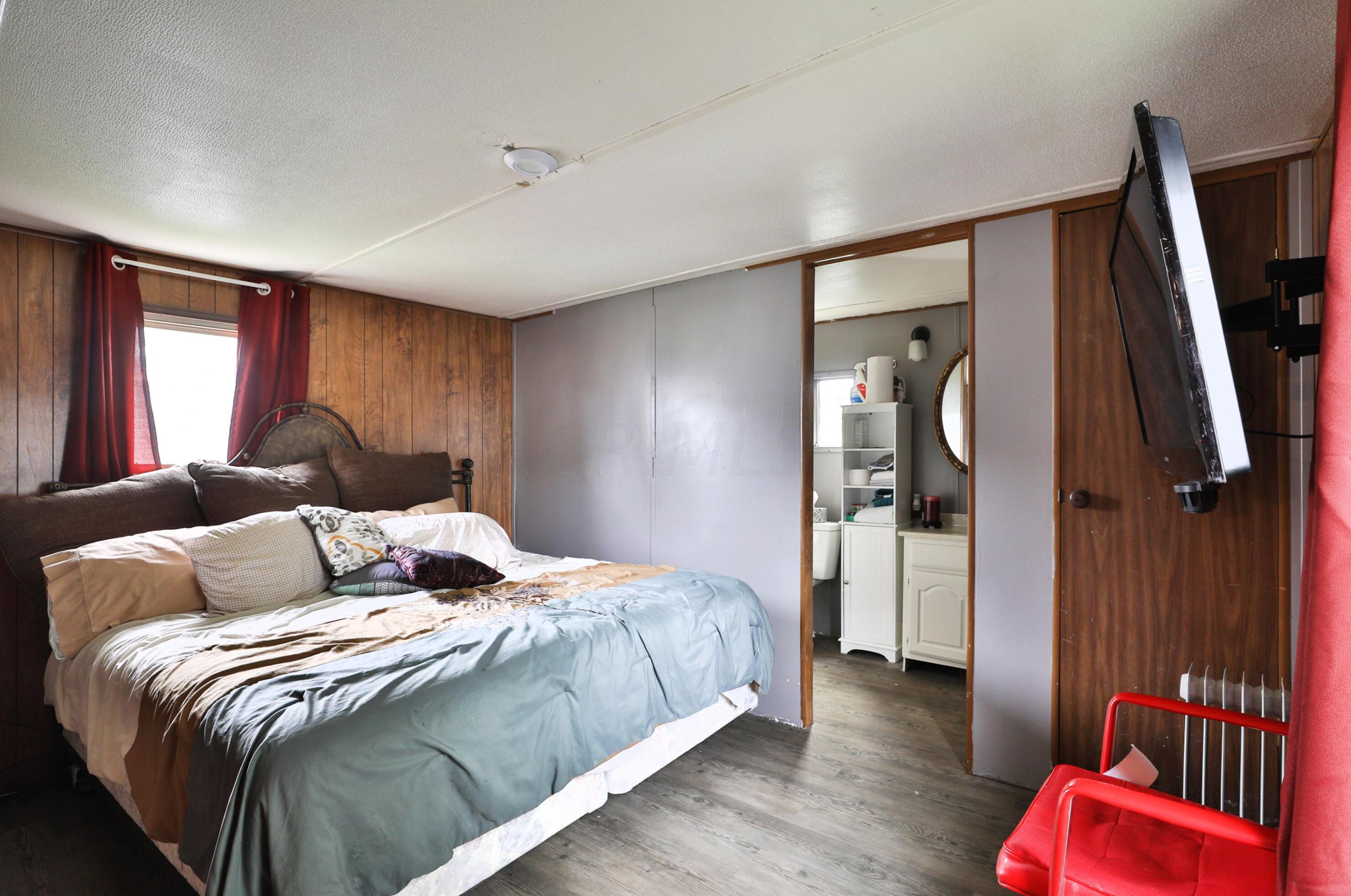 1598 Anchor Dr, Columbus OH 43207-1501 exterior