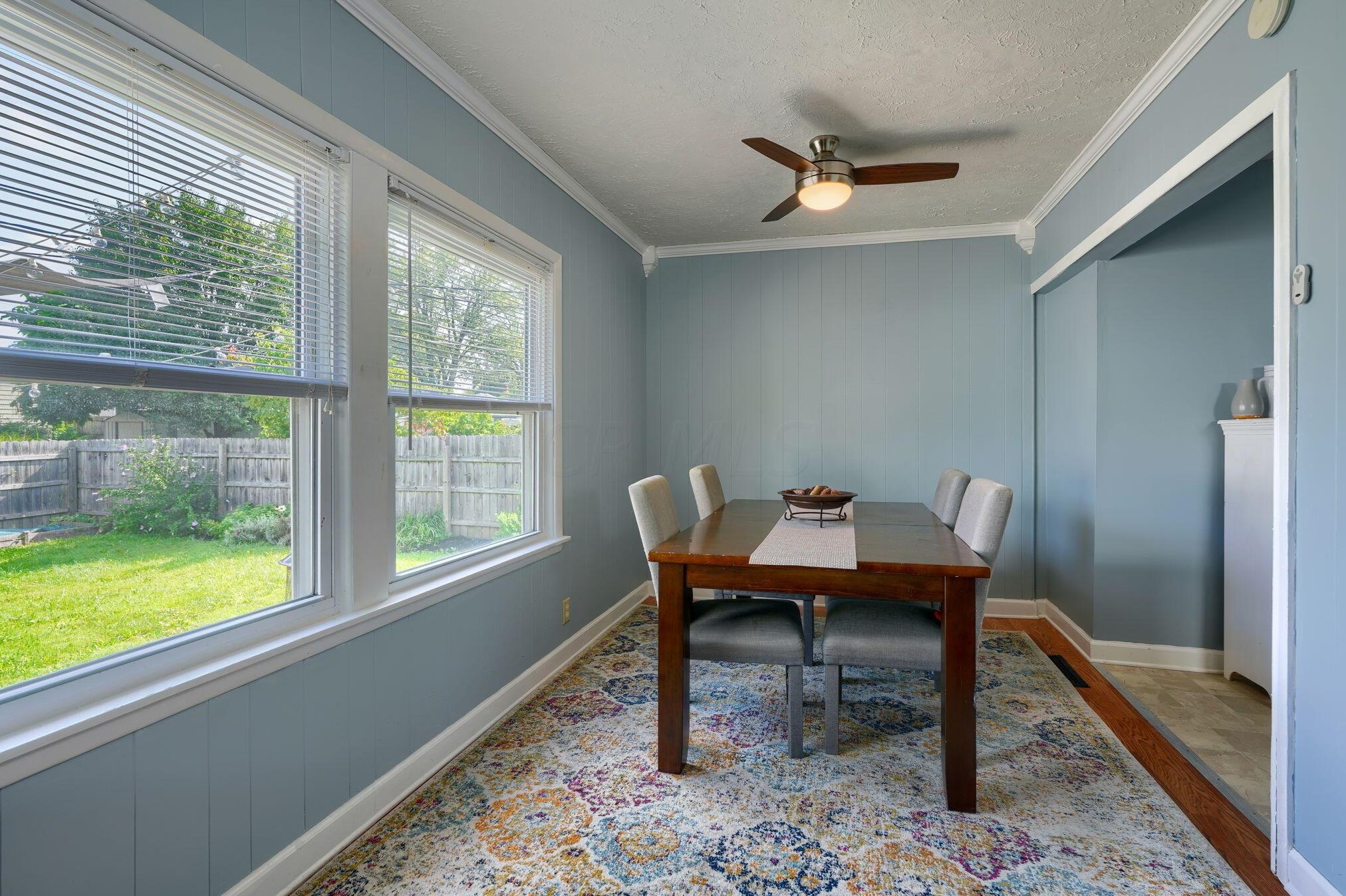 484 Jeffrey Pl, Columbus OH 43214-1702 exterior