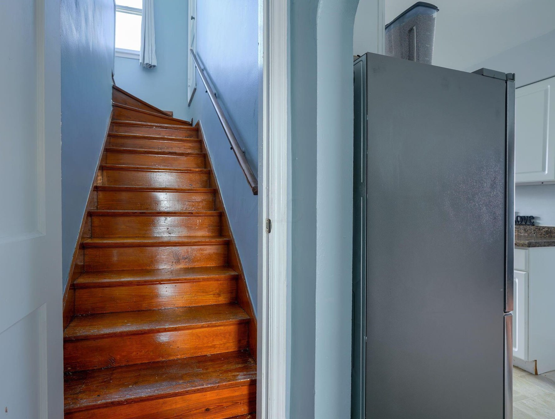 484 Jeffrey Pl, Columbus OH 43214-1702 exterior