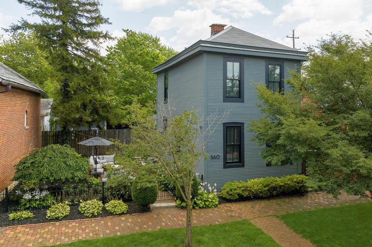 560 Grant Ave, Columbus, OH 43206-1227