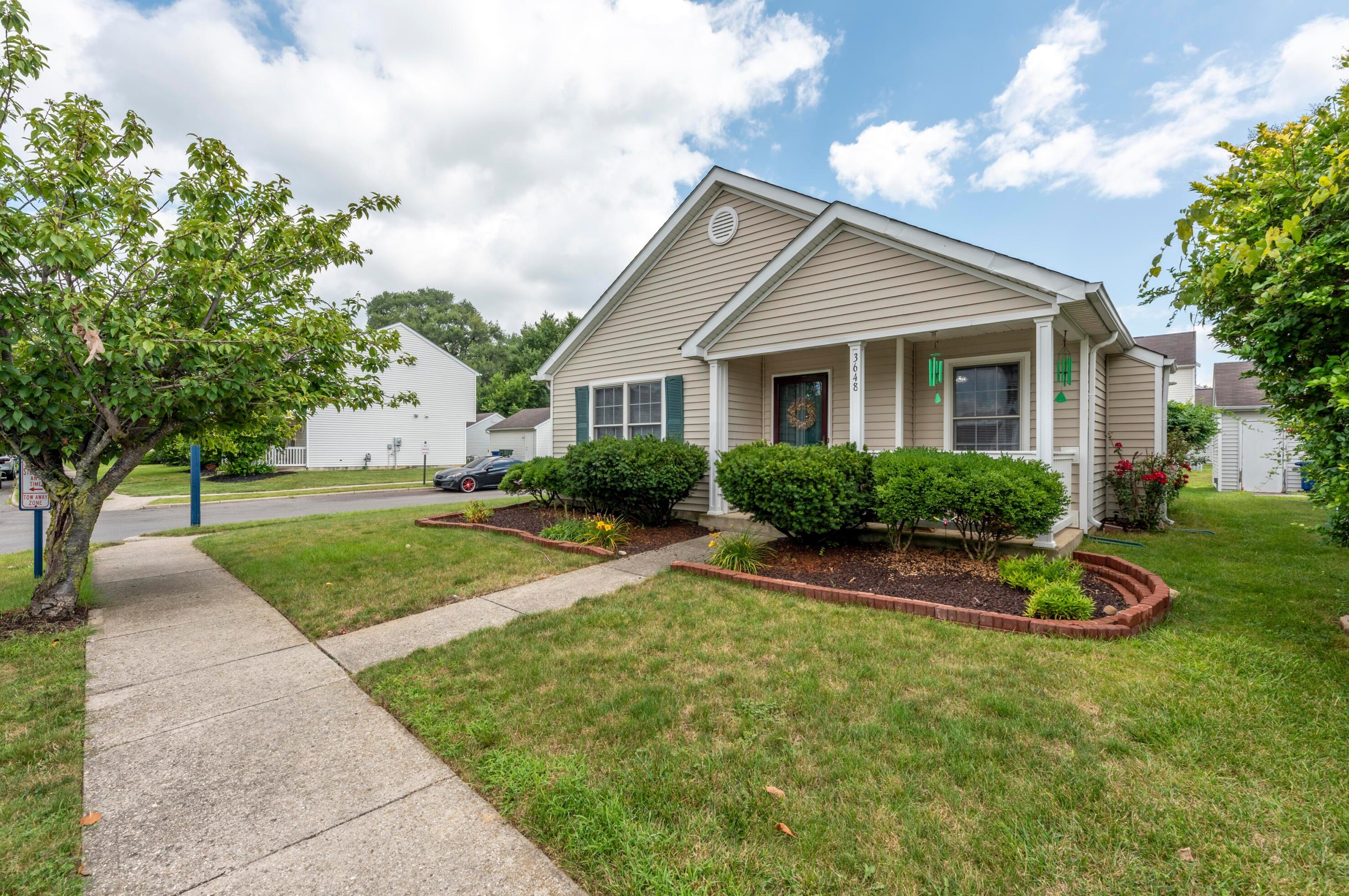 3648 Tea Party Pl, Columbus, OH 43207-6552