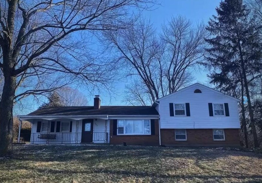 967 Greenway Dr, Dayton, OH 45434-6429