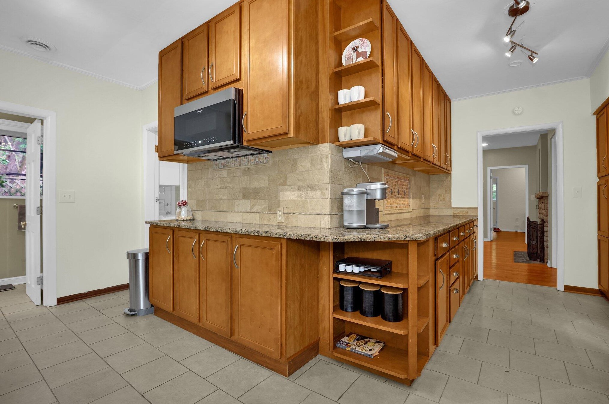 5920 Olentangy Blvd, Columbus OH  43085-3866 exterior