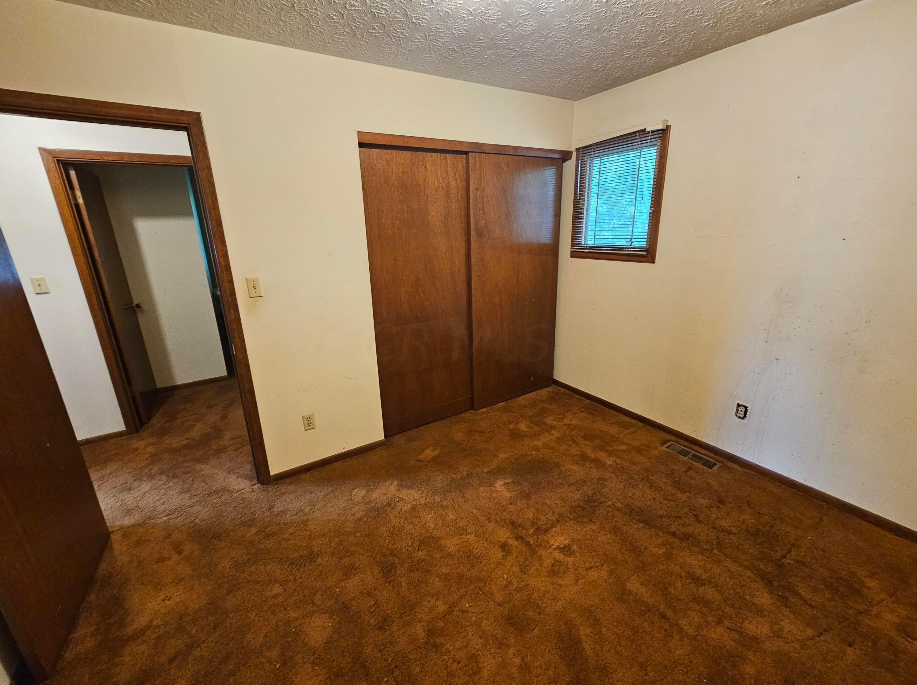 3548 Hamilton Rd, Columbus OH 43213-1307 exterior