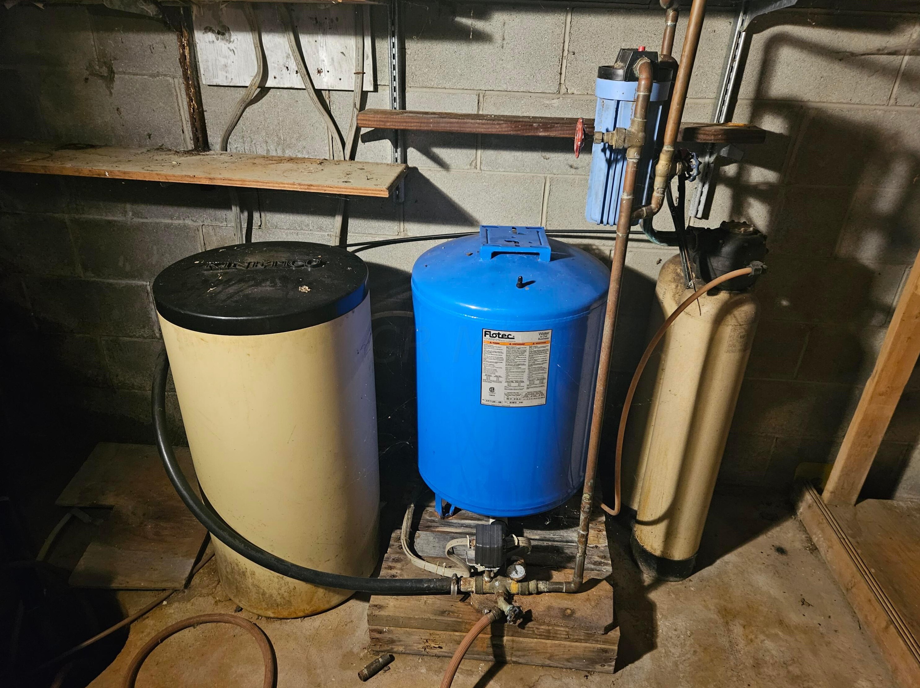 3548 Hamilton Rd, Columbus OH 43213-1307 exterior