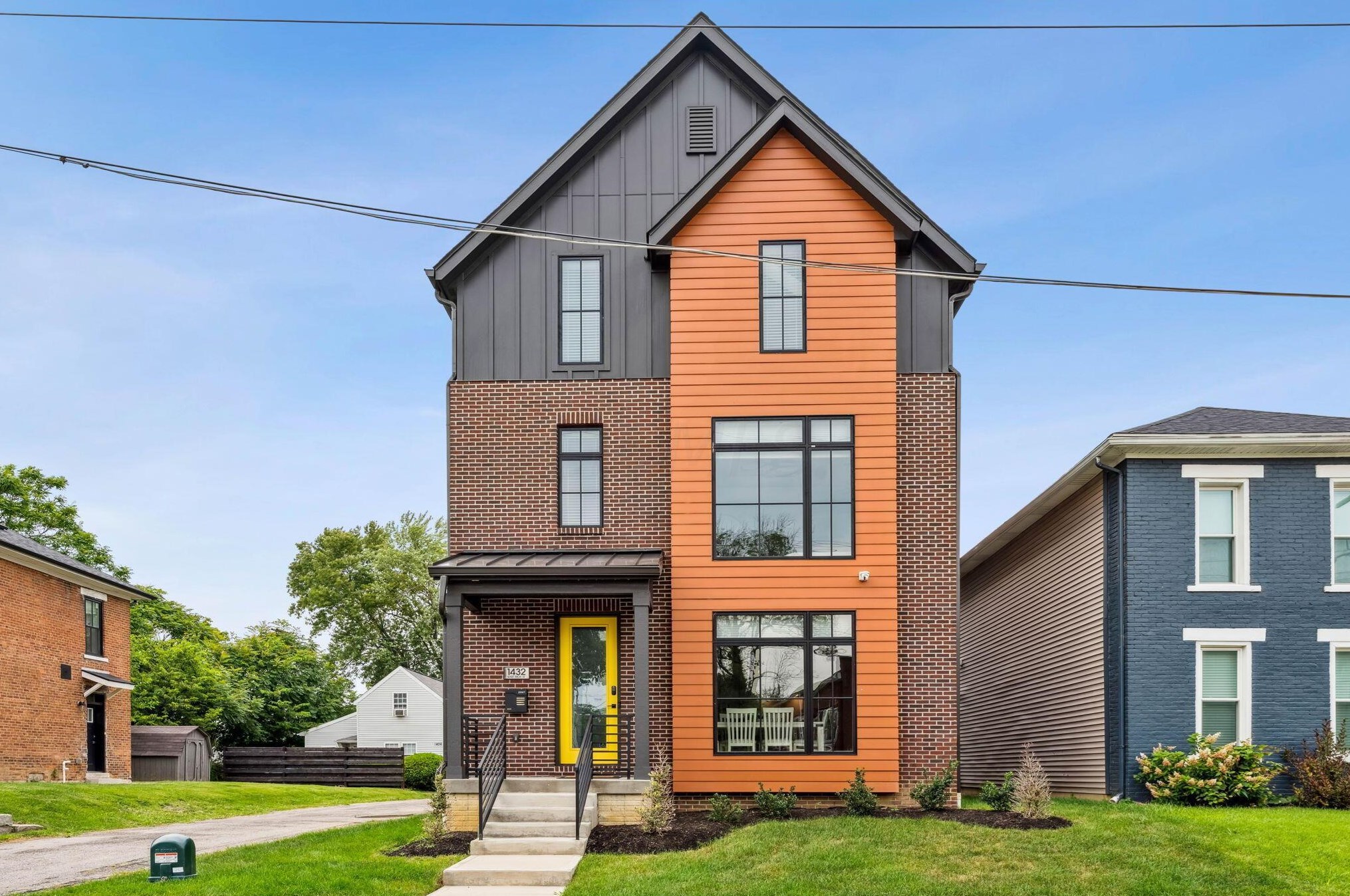 1432 Rich St, Columbus, OH 43205-1330