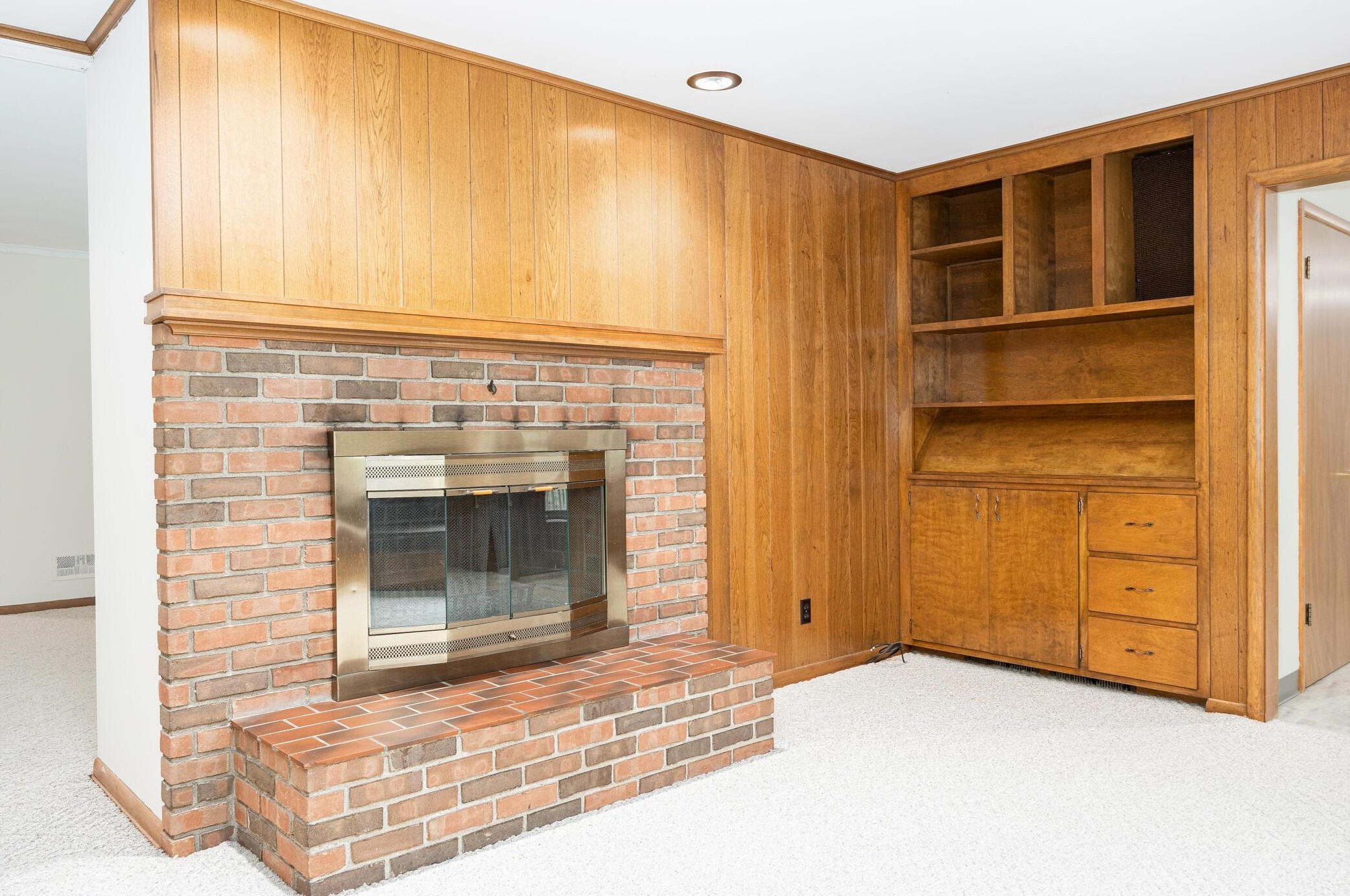 400 Schreyer Pl, Columbus OH 43214-2213 exterior