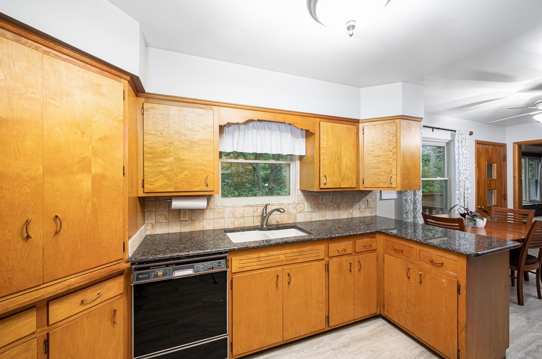 400 Schreyer Pl, Columbus OH 43214-2213 exterior