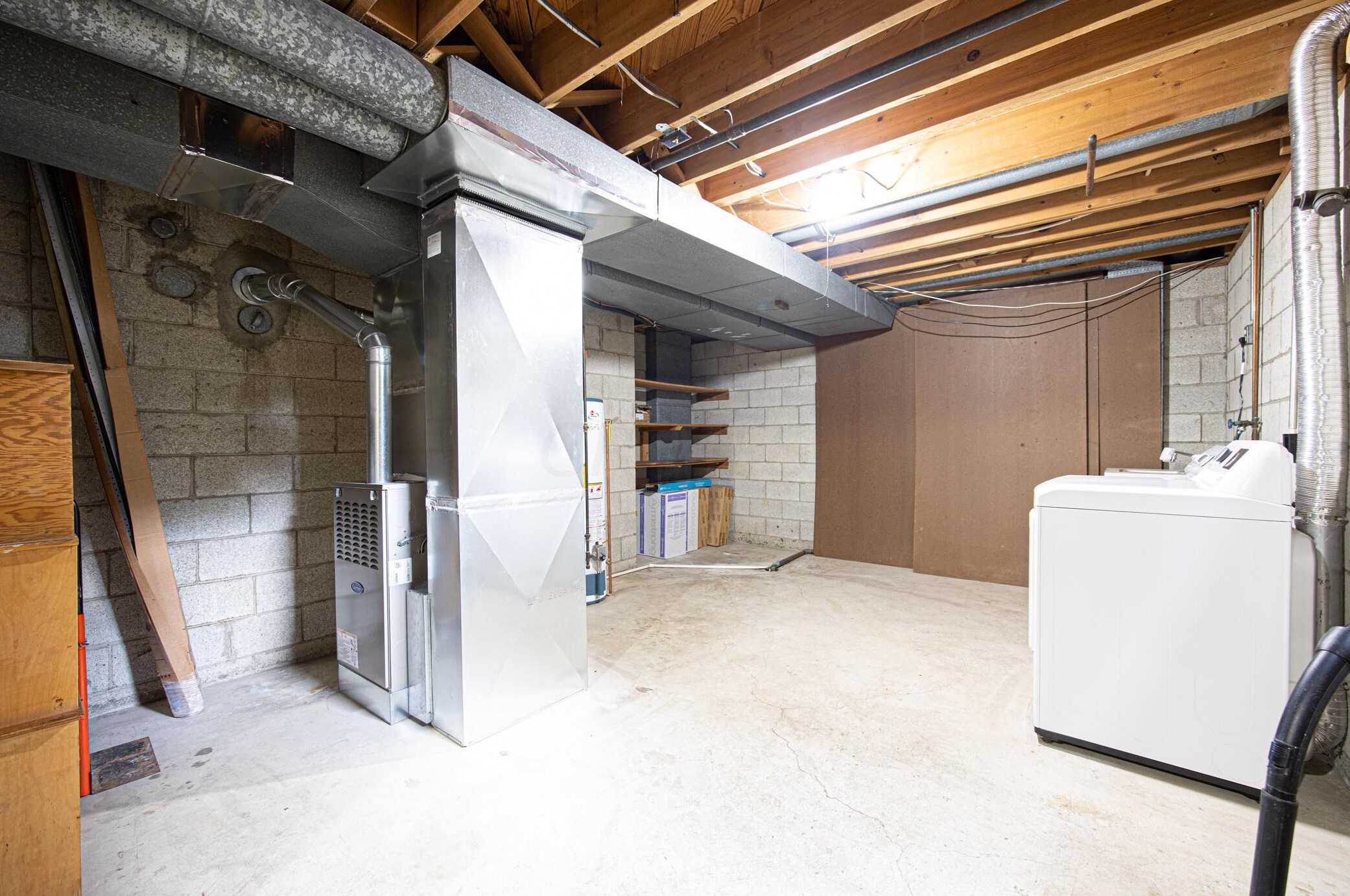 400 Schreyer Pl, Columbus OH 43214-2213 exterior